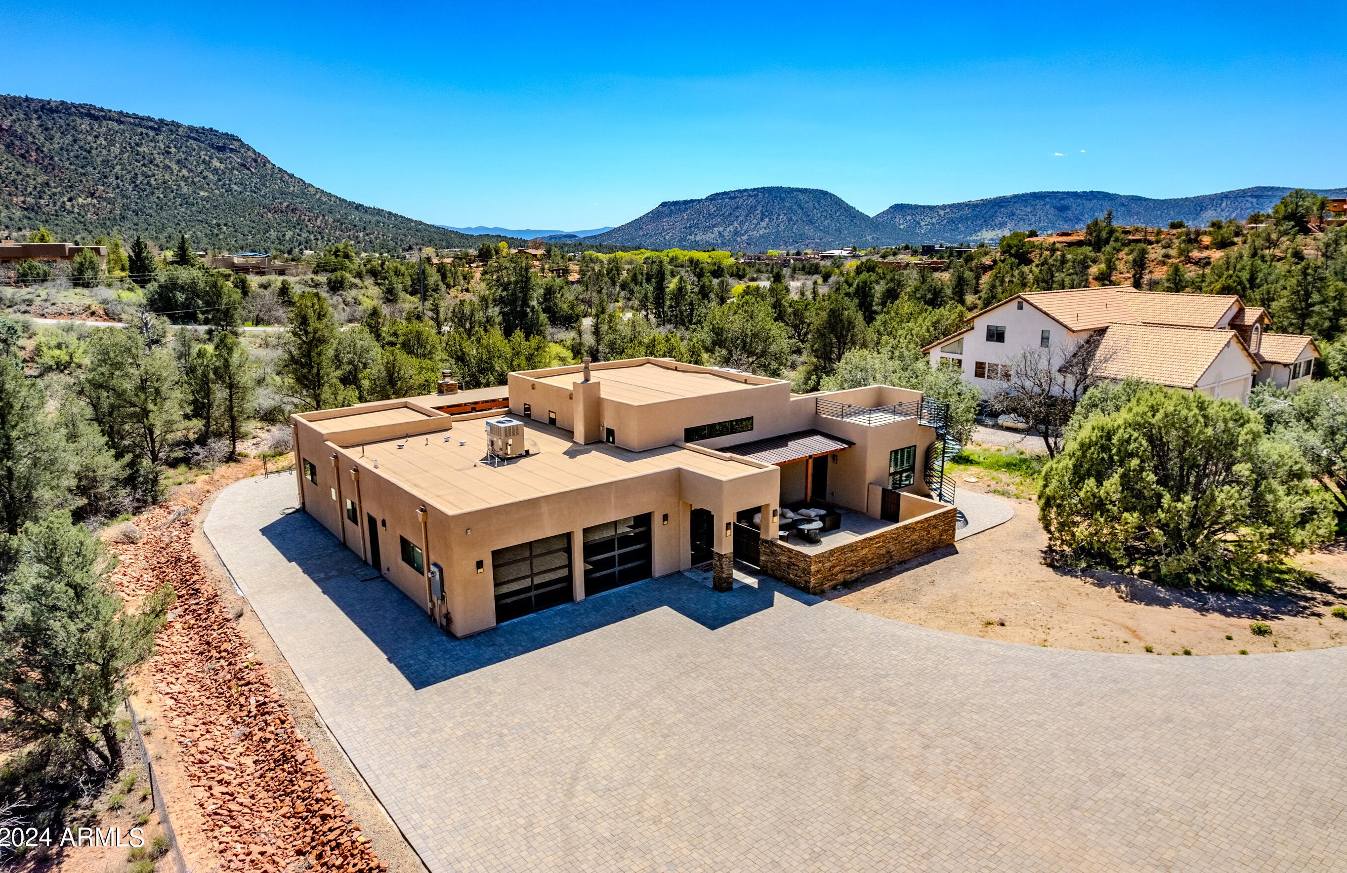 160 Pinon Valley Dr, Sedona AZ 86351-9111 exterior