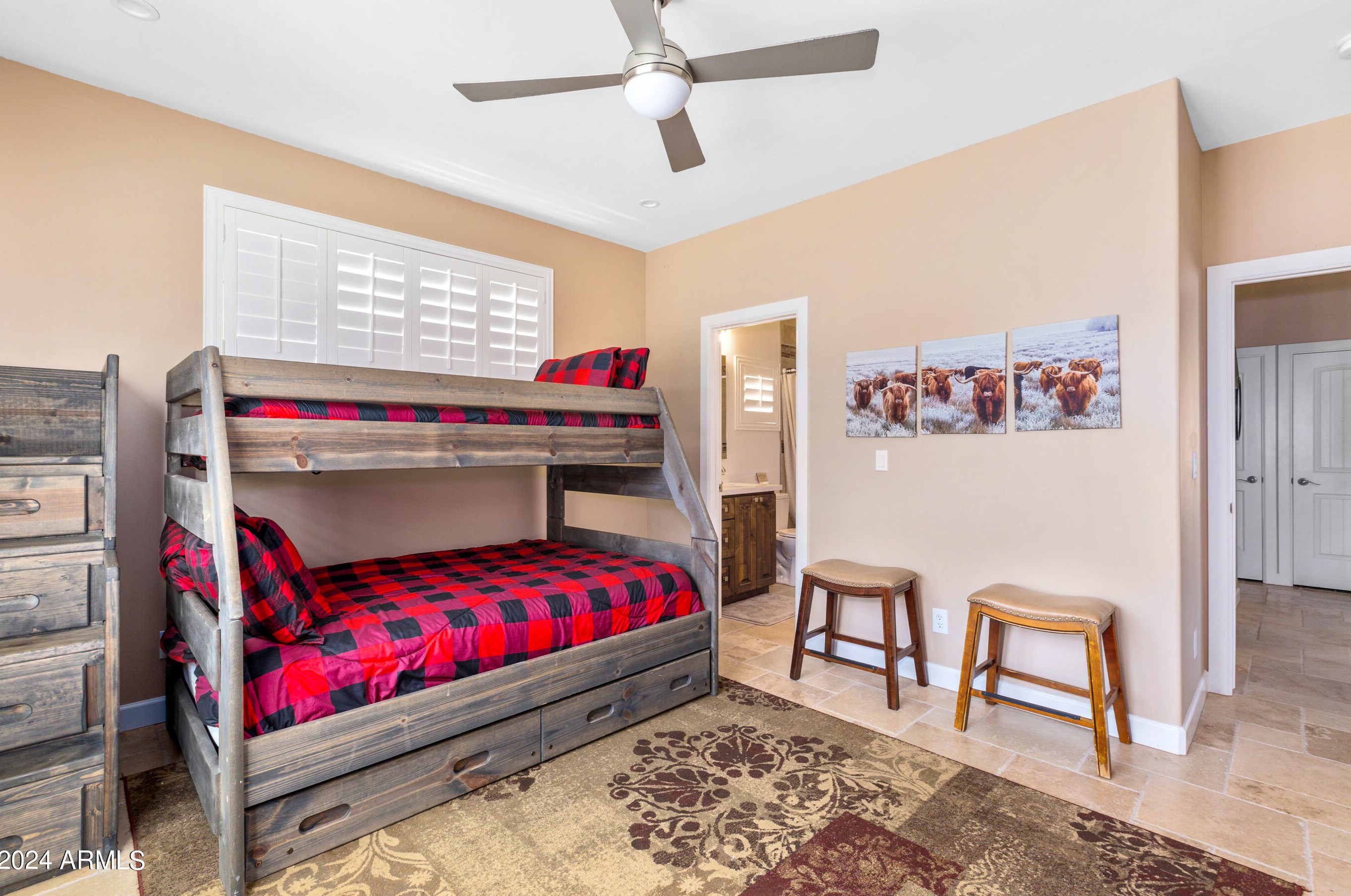 160 Pinon Valley Dr, Sedona AZ 86351-9111 exterior