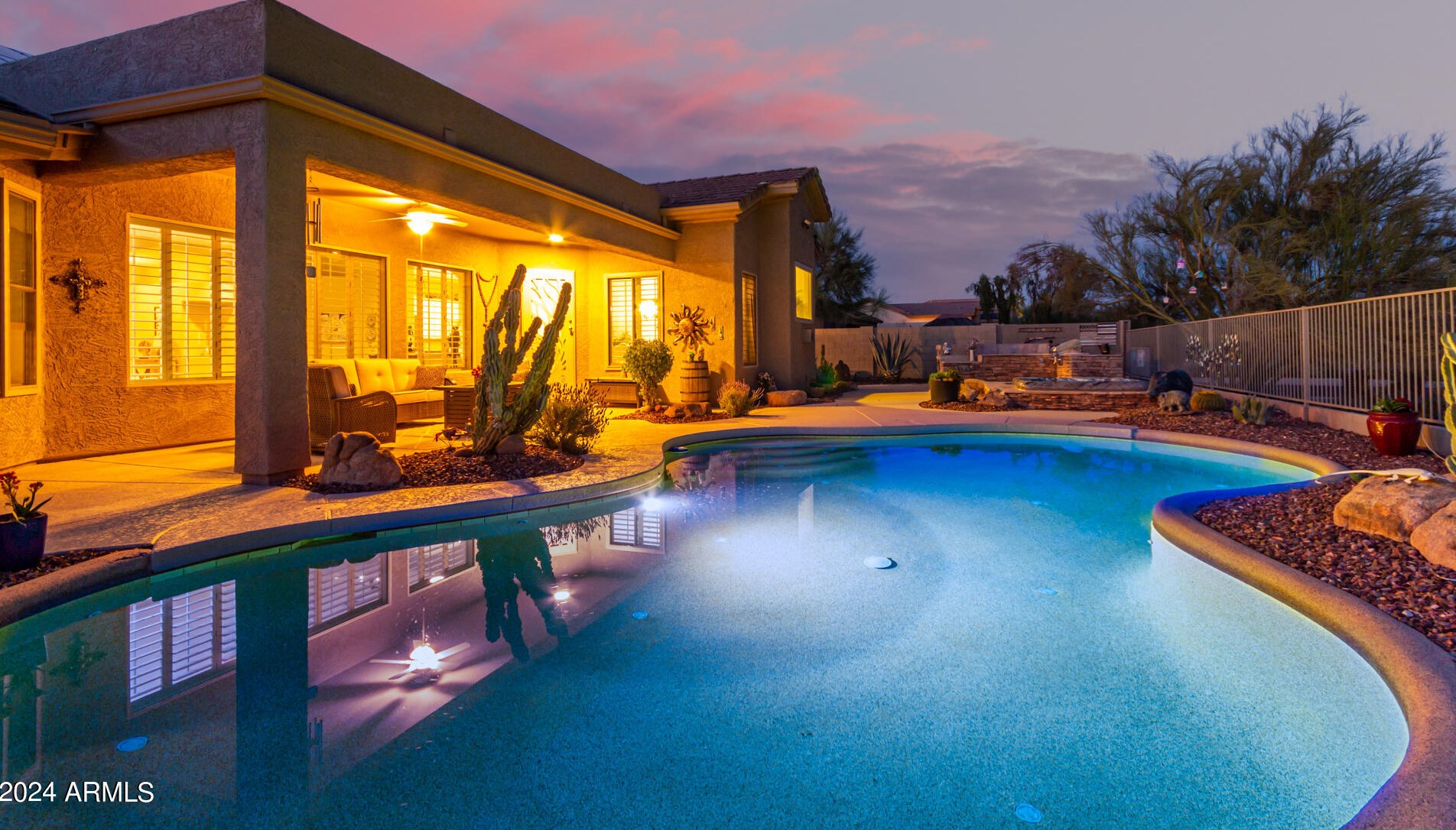 5259 Forest Pleasant Pl, Cave Creek AZ  85331-5563 exterior