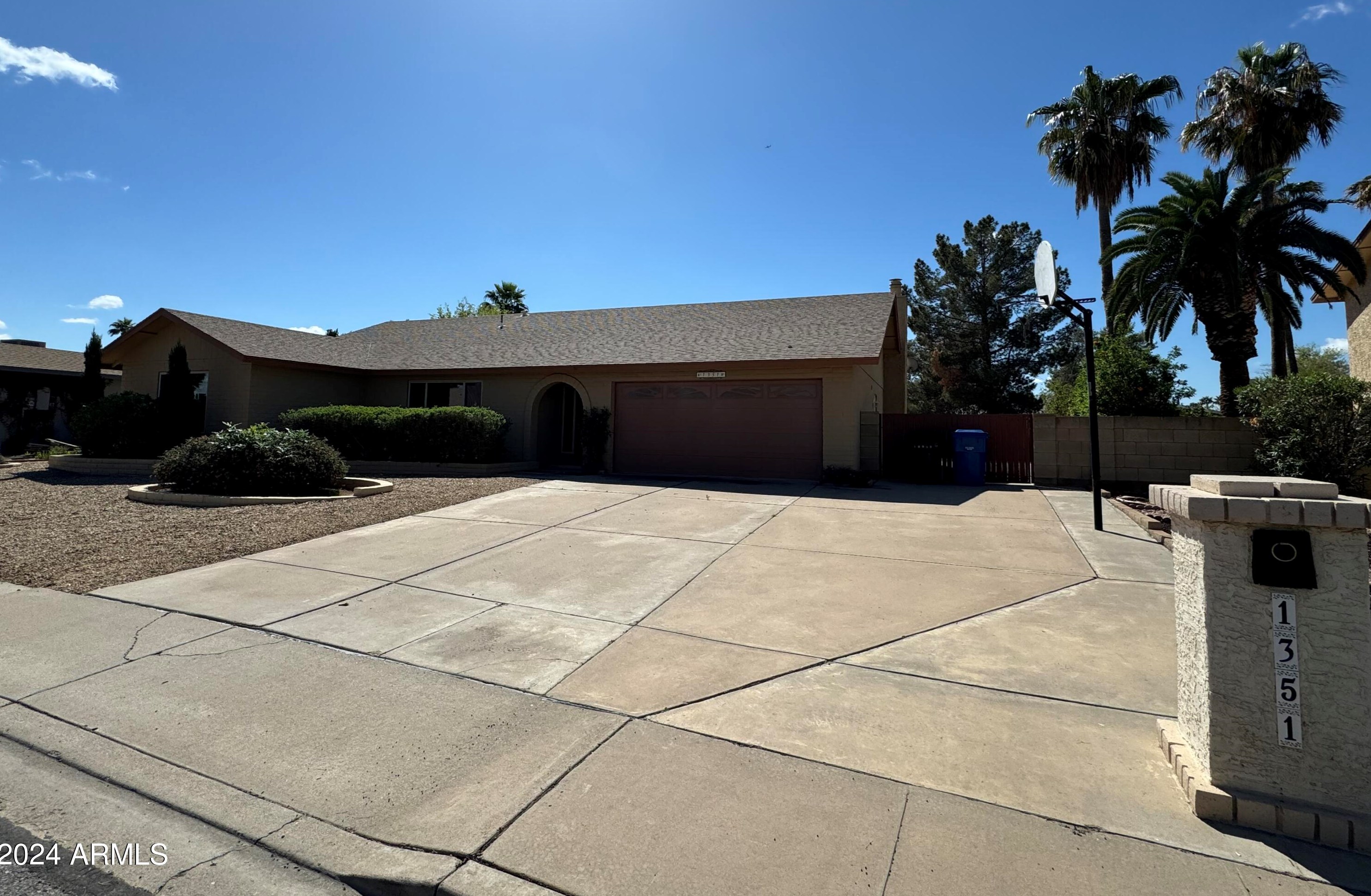 1351 Lobo Ave, Mesa AZ  85202-6650 exterior