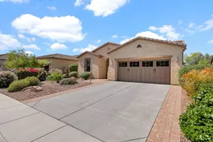 12975 W Yellow Bird Ln, Peoria, AZ 85383 - Photo 2