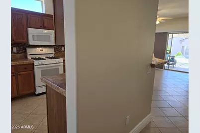 19595 N Sunburst Way, Surprise, AZ 85374 - Photo 10