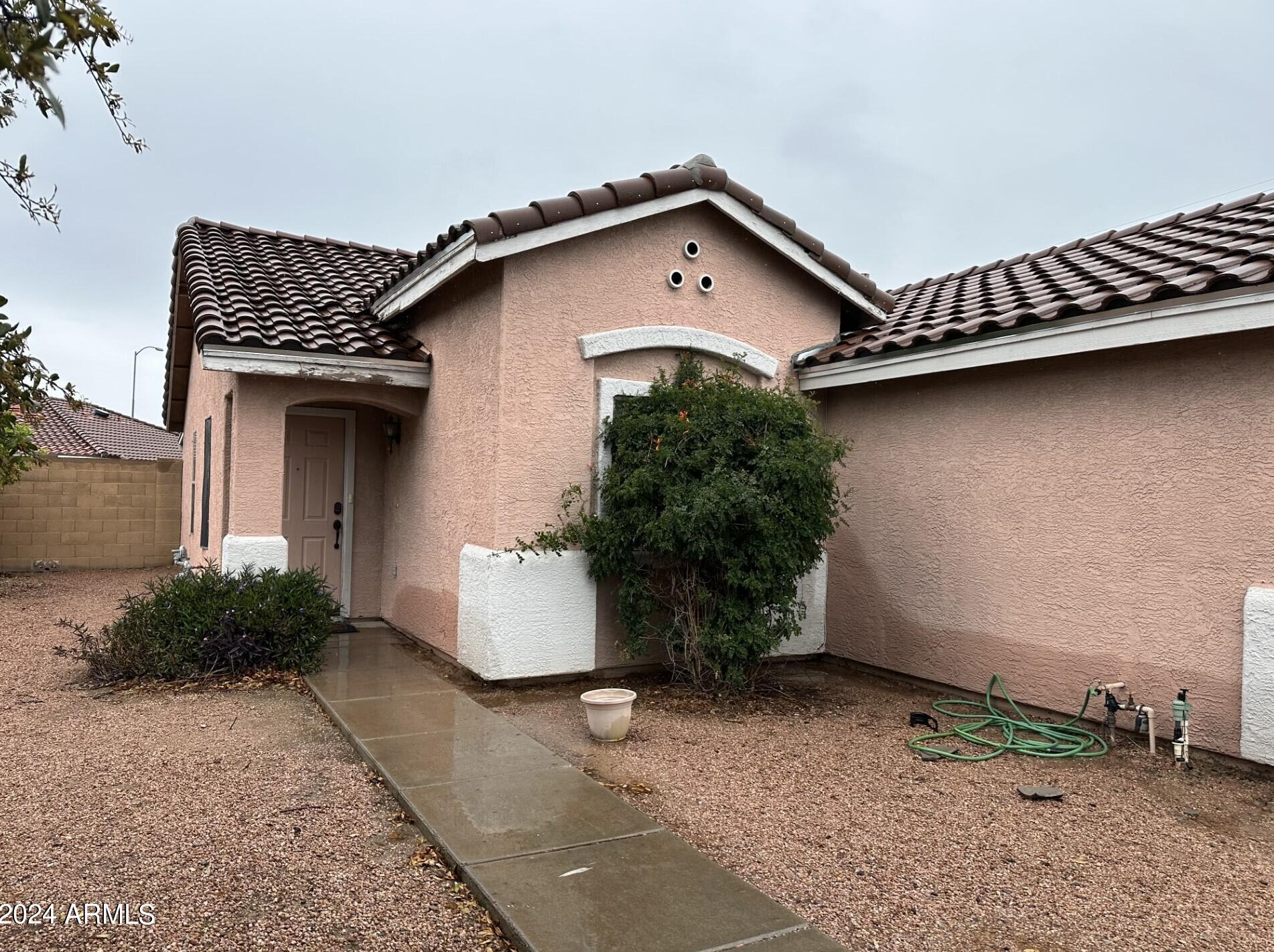 1006 Slater Cir, Mesa, AZ 85206-5810