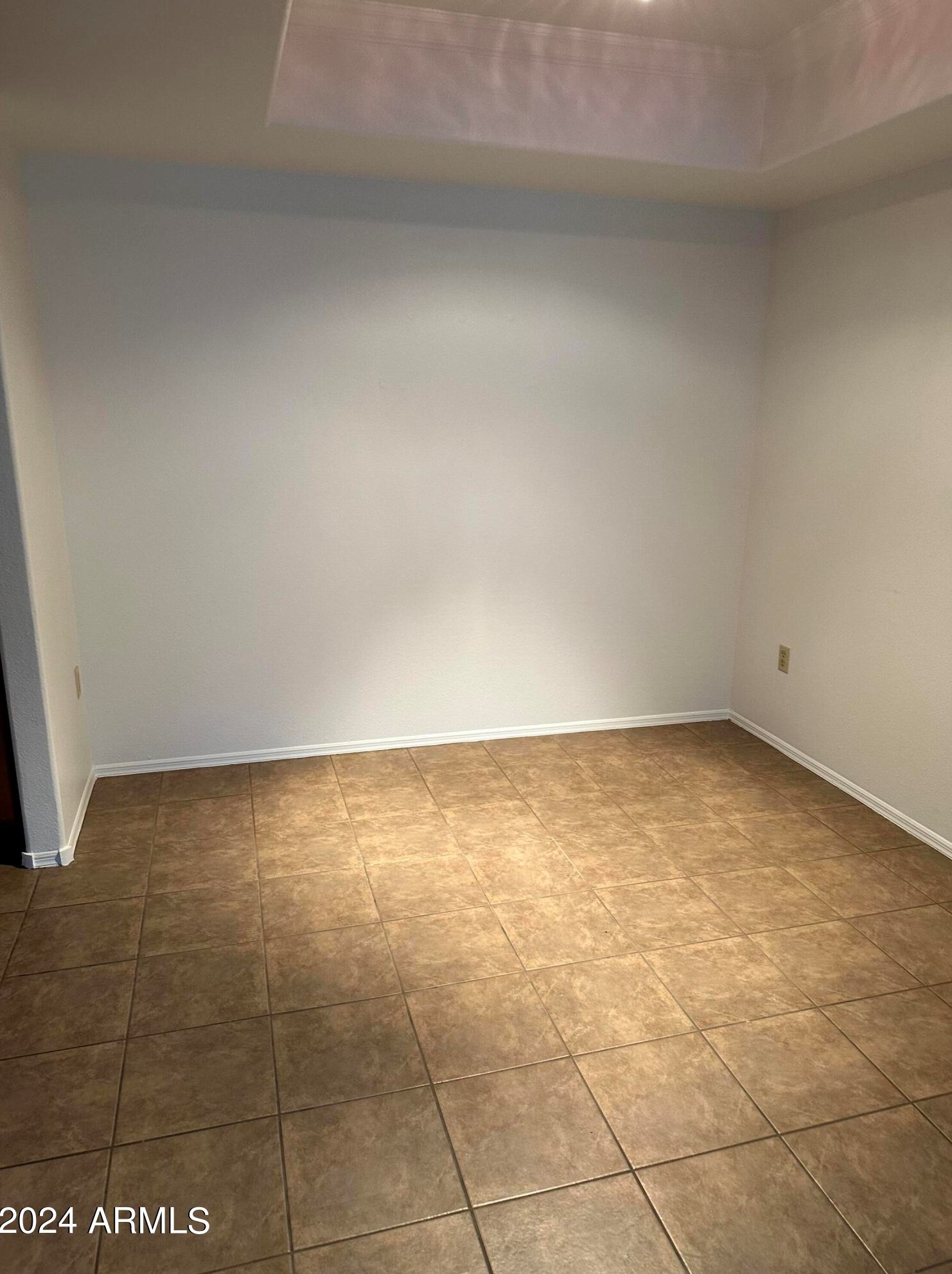 750 Northern Ave, Phoenix AZ  85020-4161 exterior