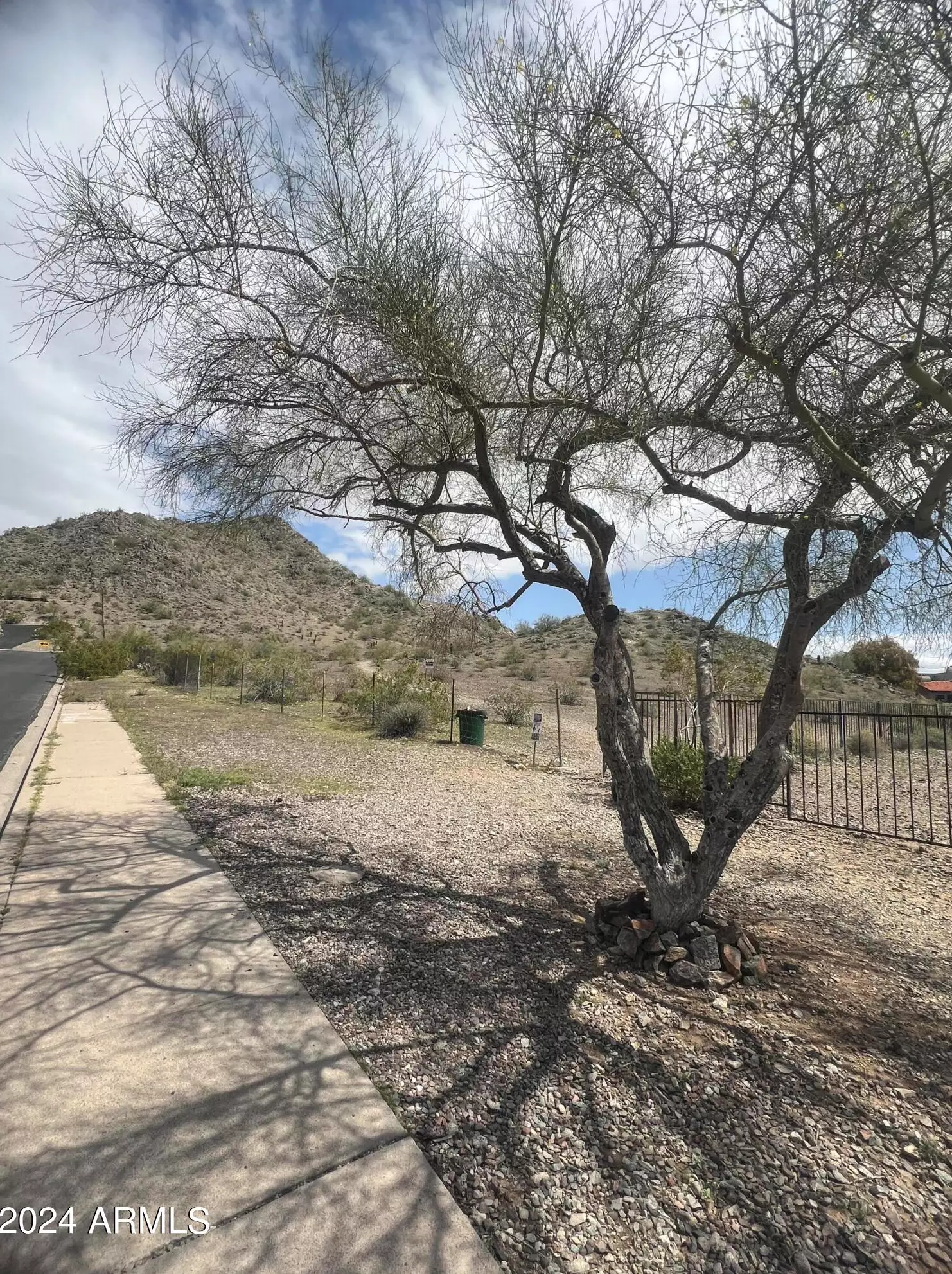 9814 3 St, Phoenix AZ 85020-1007 exterior