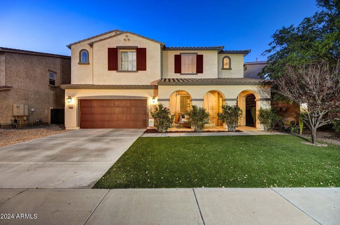 2860 Palmdale Ln, Gilbert, AZ 85298-5706