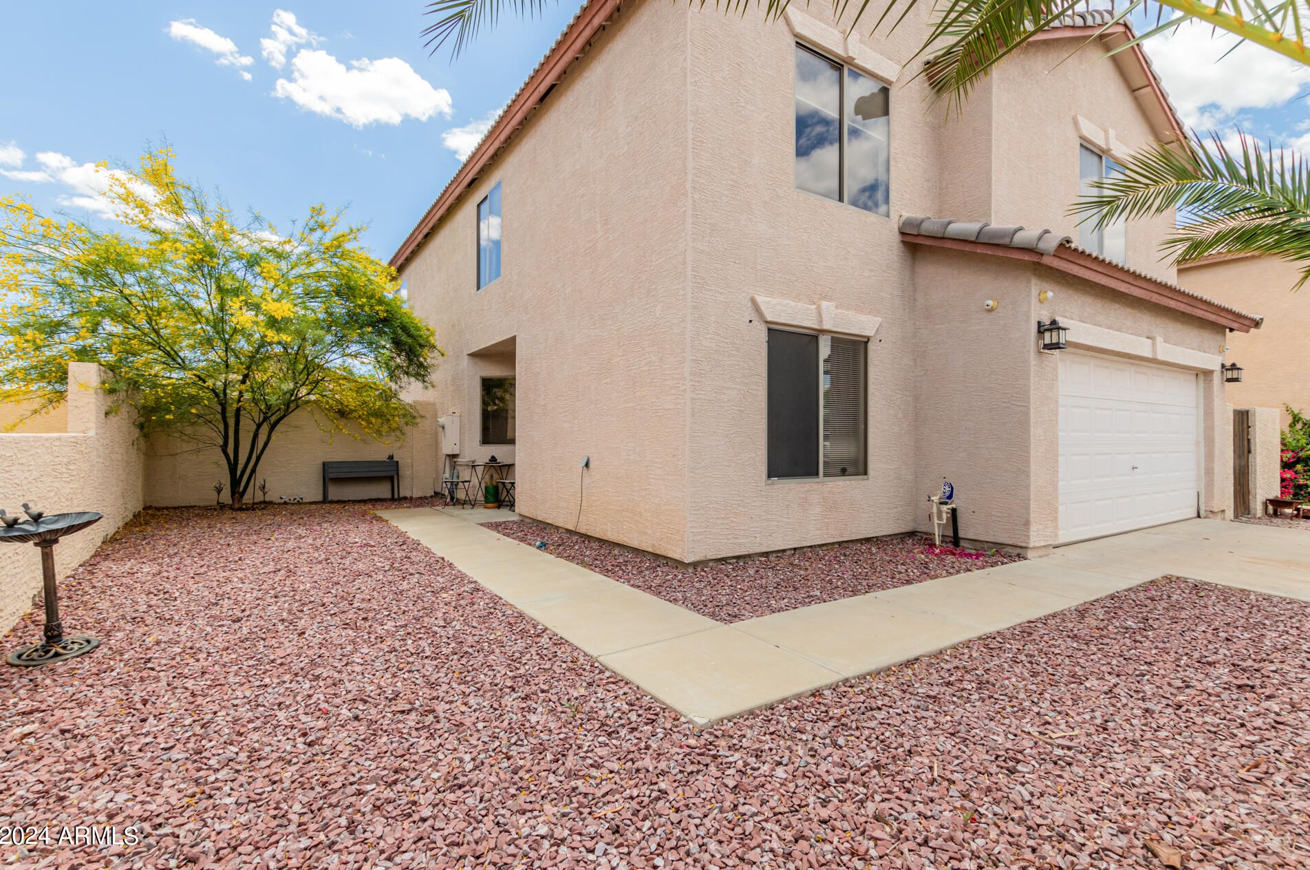 10435 Georgia Ave, Glendale, AZ 85307-4251