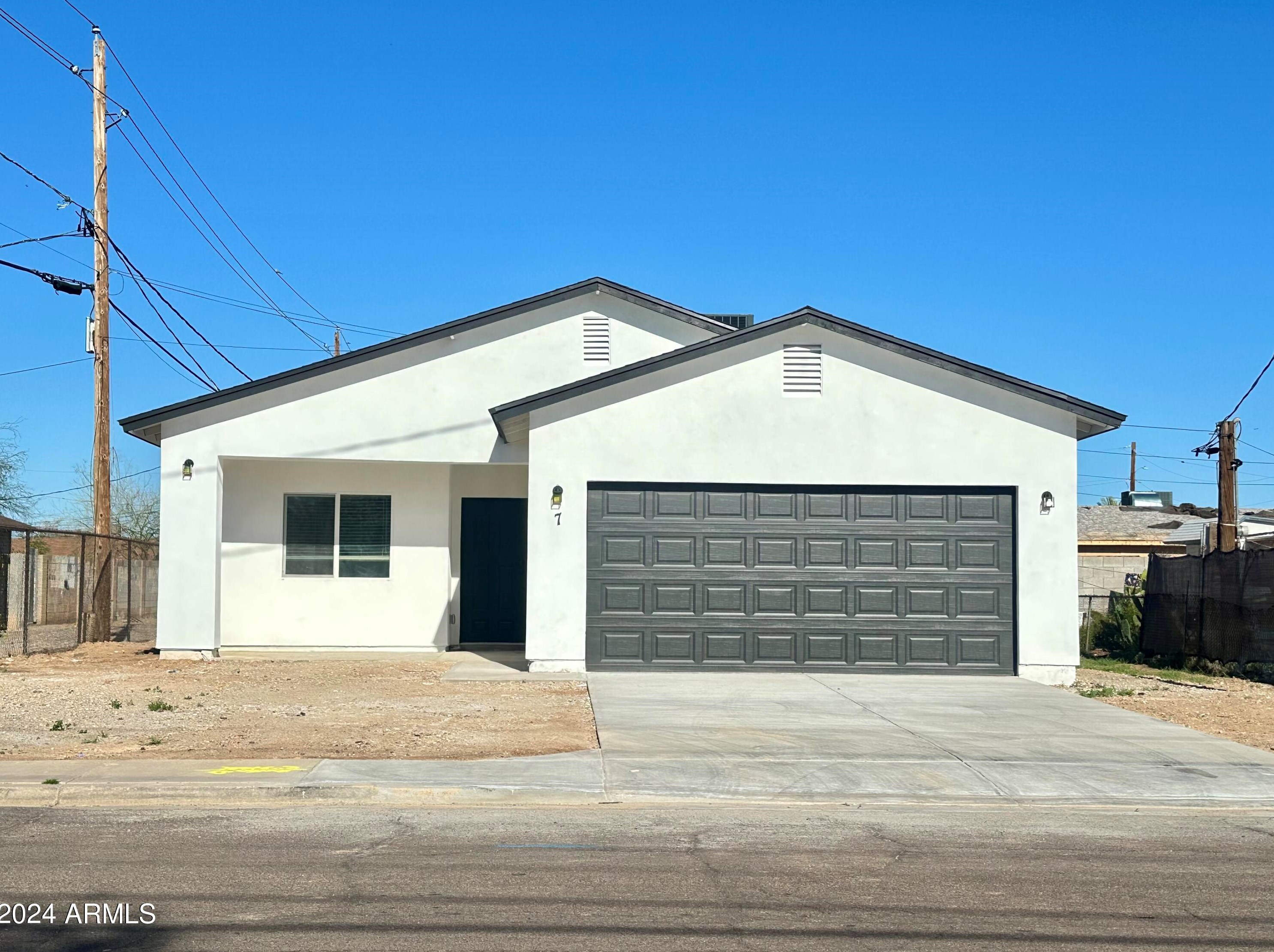 7 S 92nd Ave, Tolleson, AZ 85353
