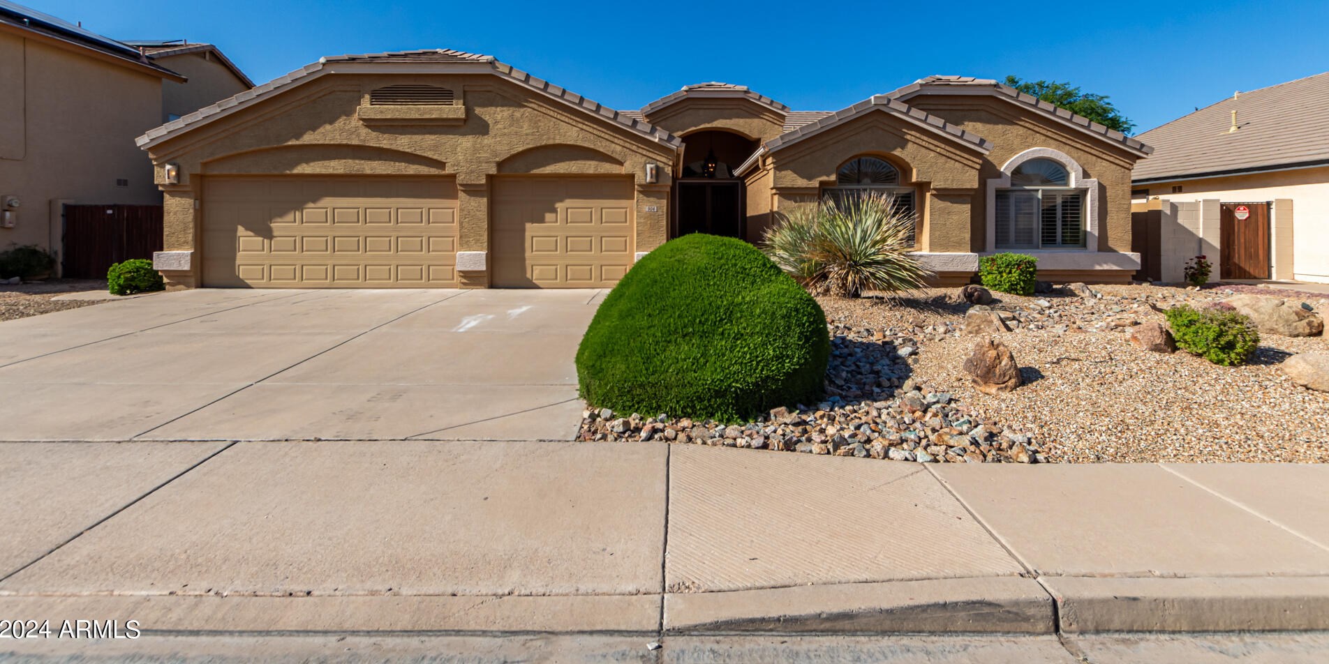 904 Constitution Dr, Gilbert, AZ 85296-9780