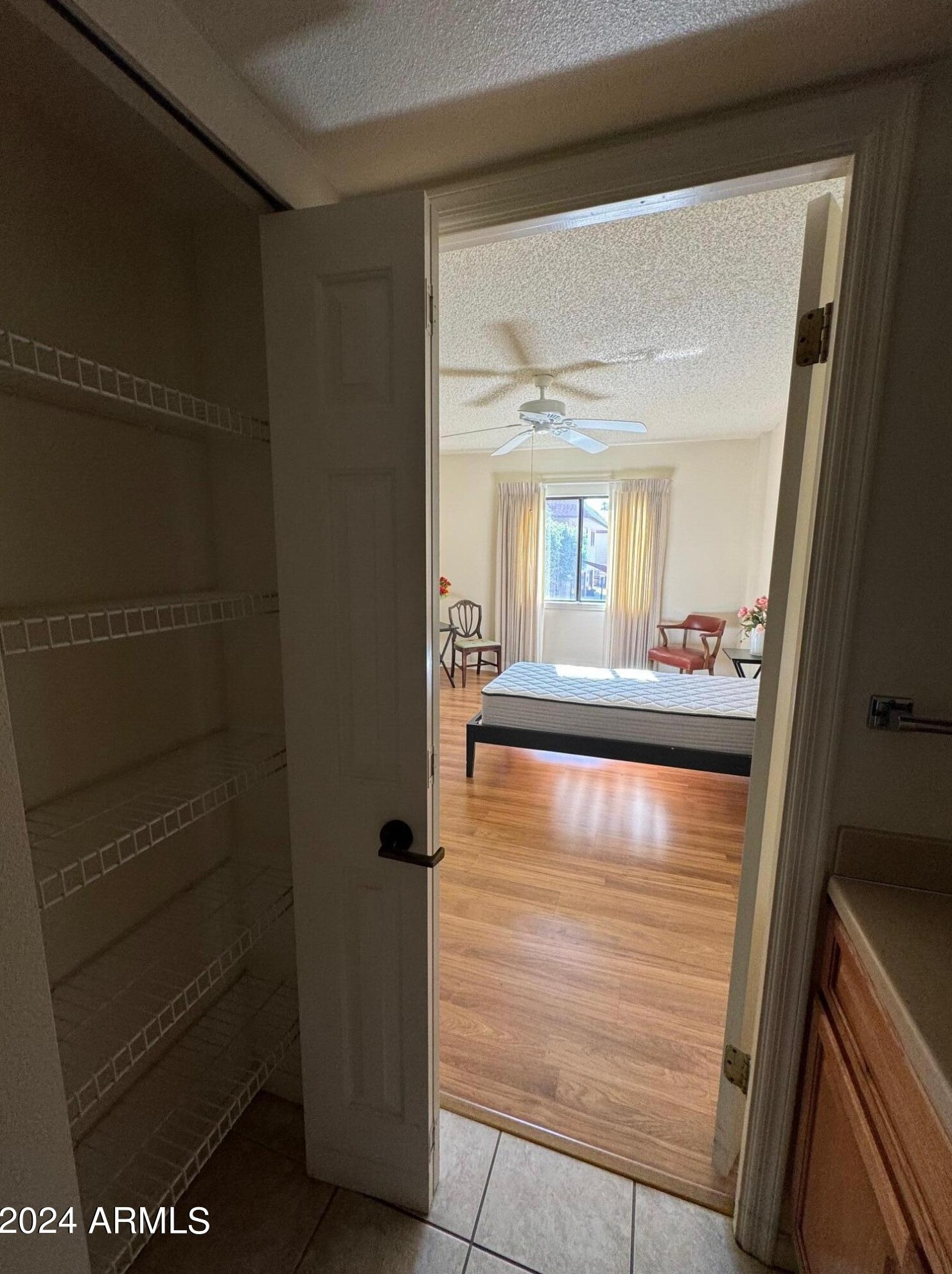 10330 Thunderbird Blvd, Sun City AZ  85351-3040 exterior