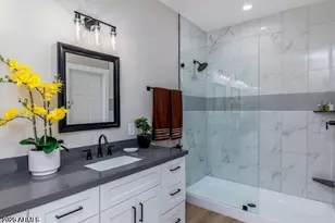 3804 E Monterey Wy, Phoenix, AZ 85018 - Photo 10