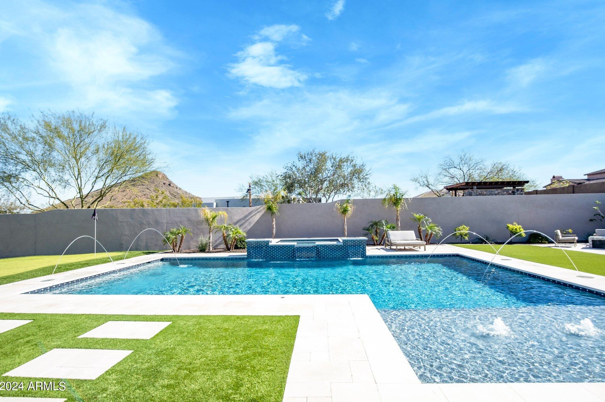 27316 64th Dr, Phoenix AZ  85083-7419 exterior