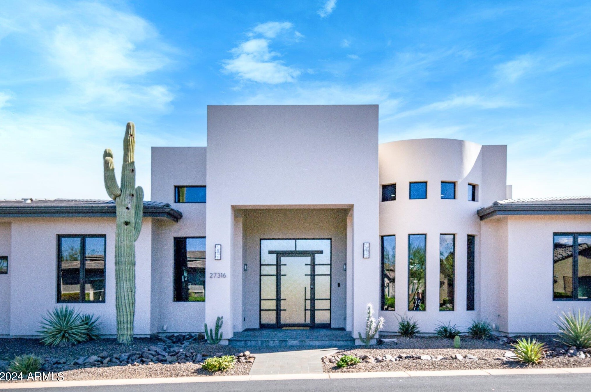 27316 64th Dr, Phoenix AZ  85083-7419 exterior