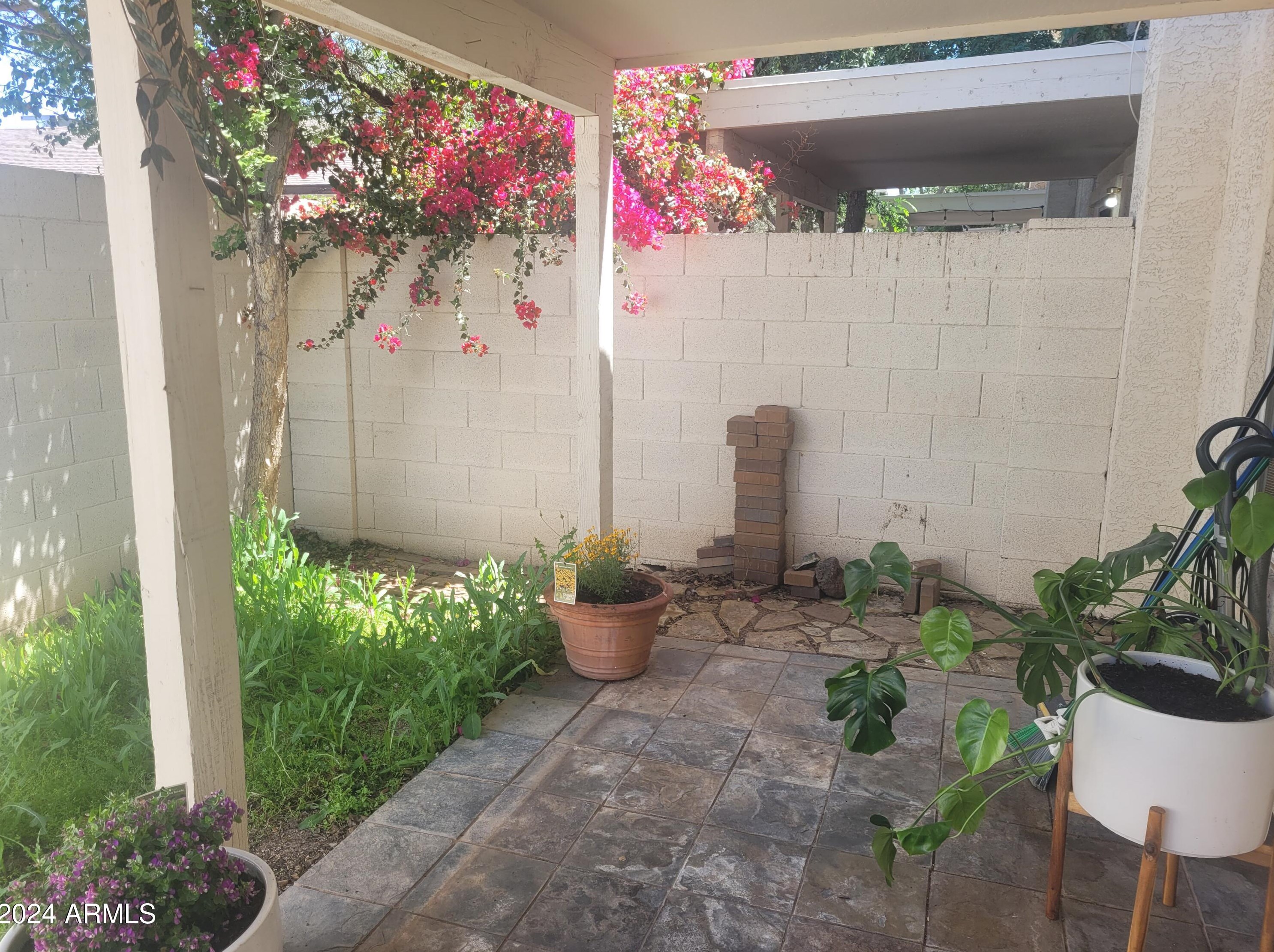 16021 30th St, Phoenix AZ  85032-3708 exterior