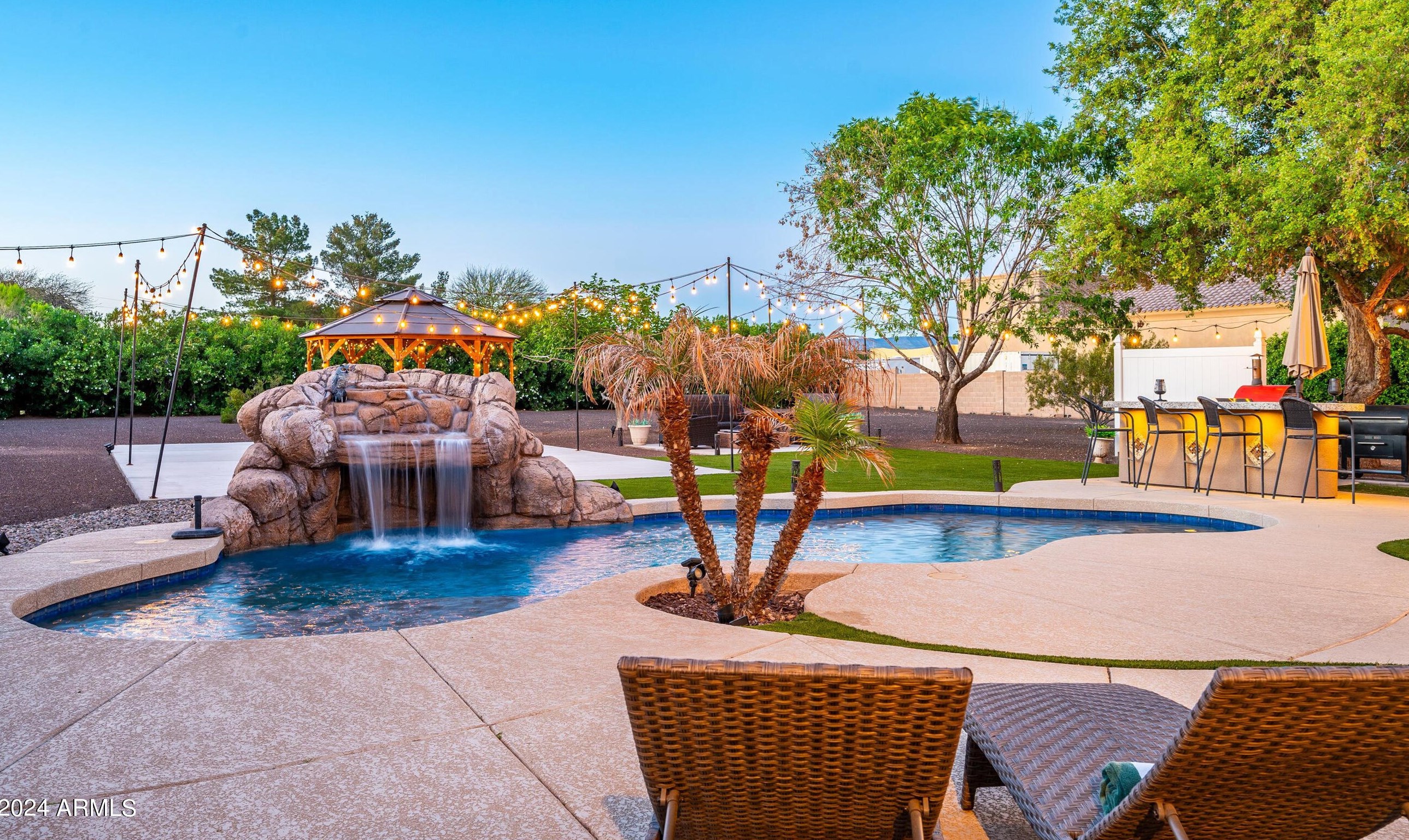 2636 Desert Hills Estate Dr, Phoenix, AZ 85086-8349