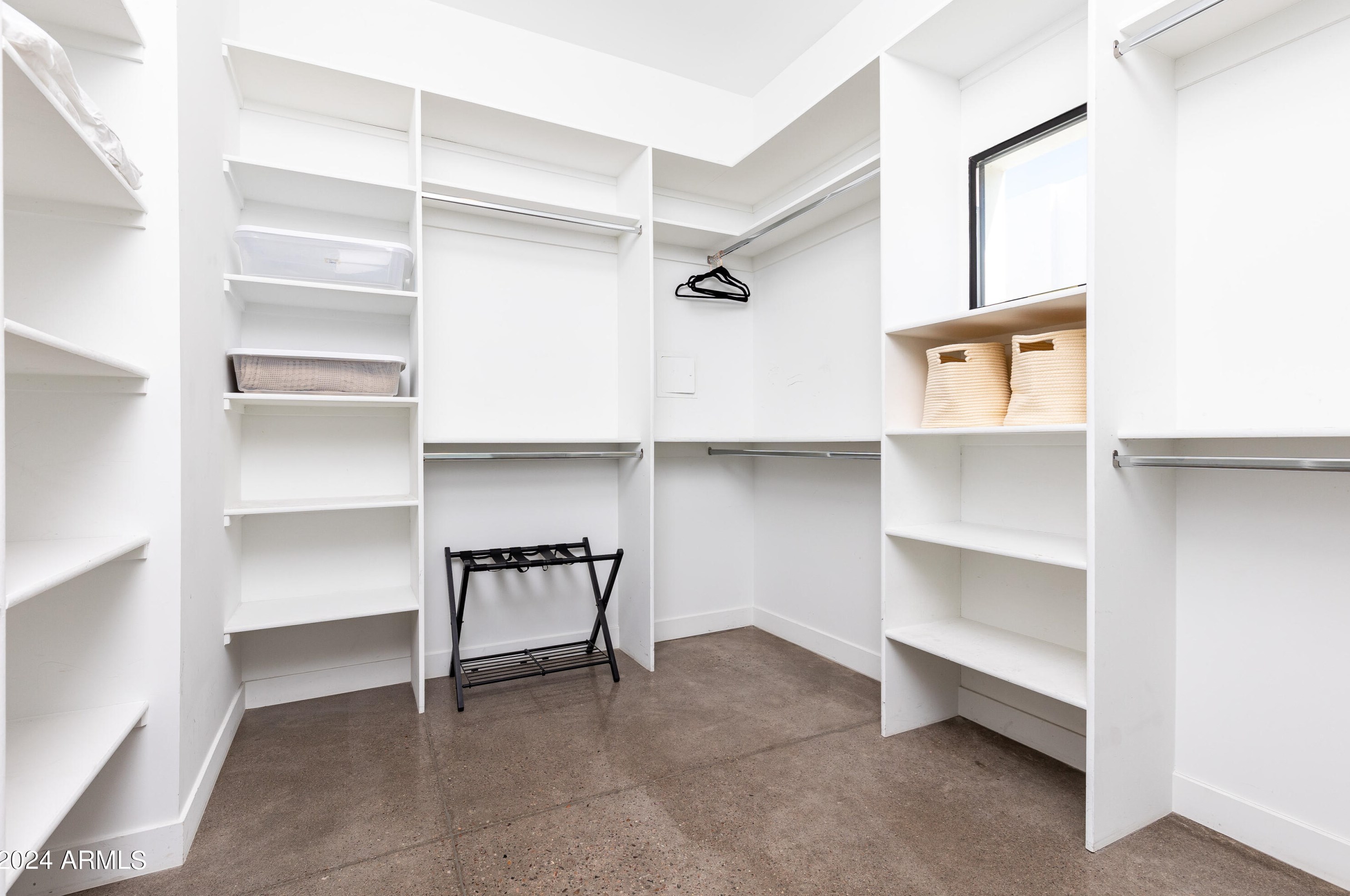 6846 13th Pl, Phoenix AZ  85014-1120 exterior