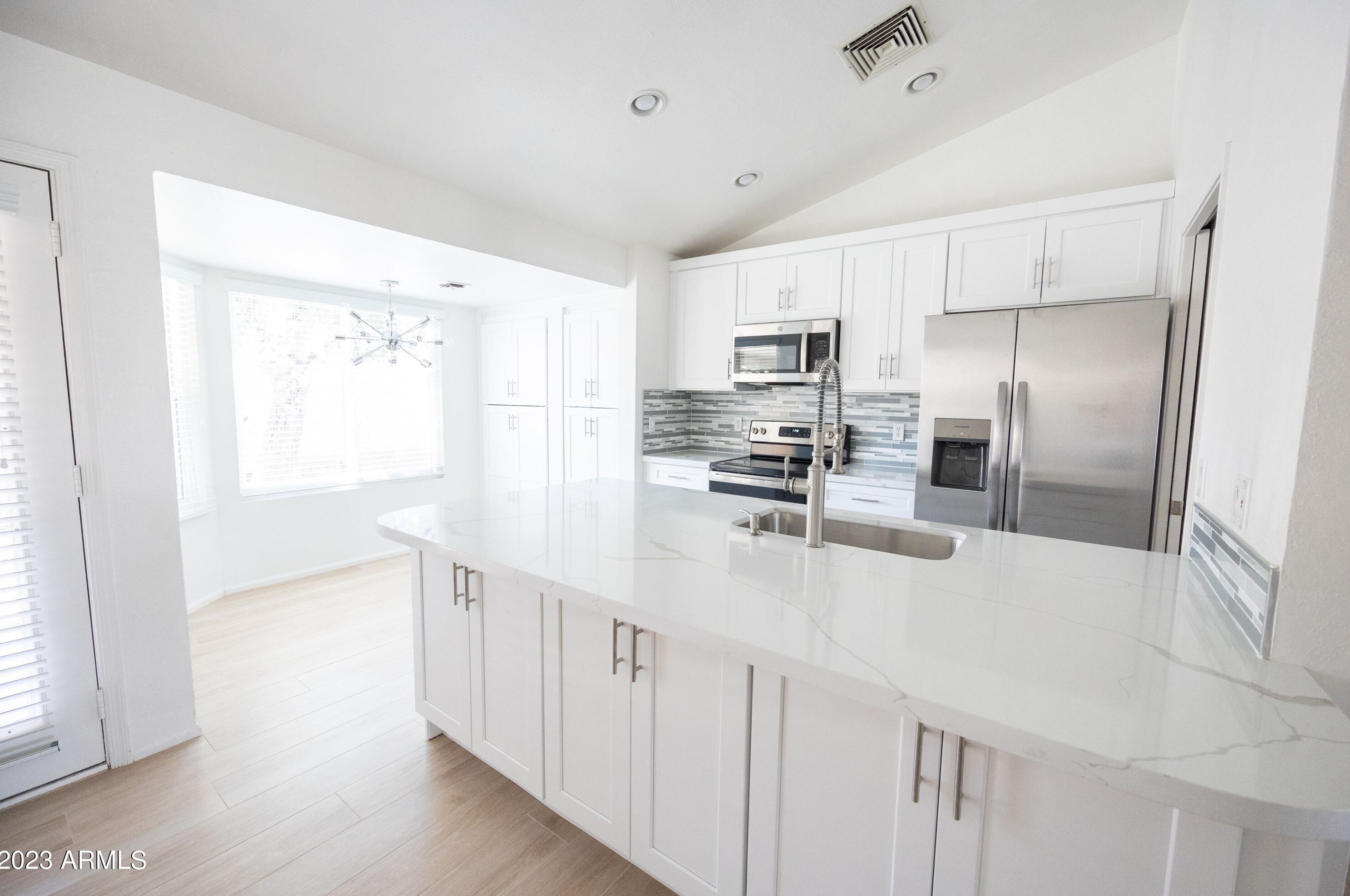 1027 E Hearne Way, Gilbert, AZ 85234