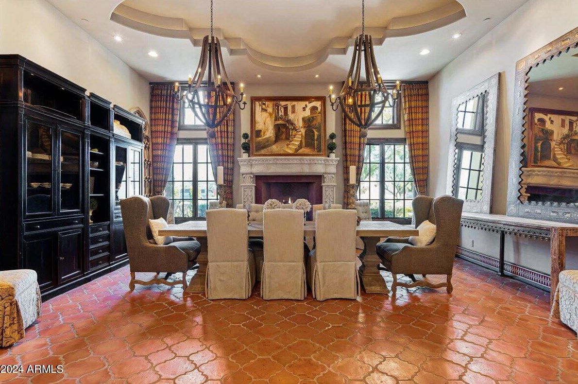 6107 Paradise Dr, Scottsdale AZ 85260-5433 exterior