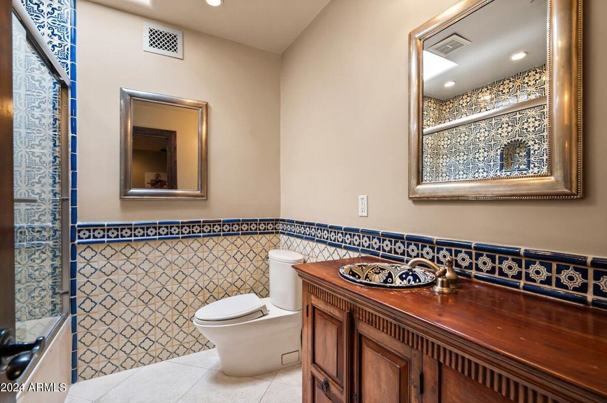 6107 Paradise Dr, Scottsdale AZ 85260-5433 exterior