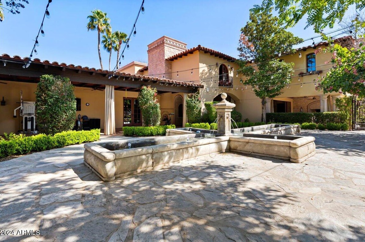 6107 Paradise Dr, Scottsdale AZ 85260-5433 exterior