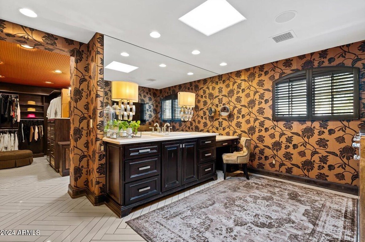 6107 Paradise Dr, Scottsdale AZ 85260-5433 exterior