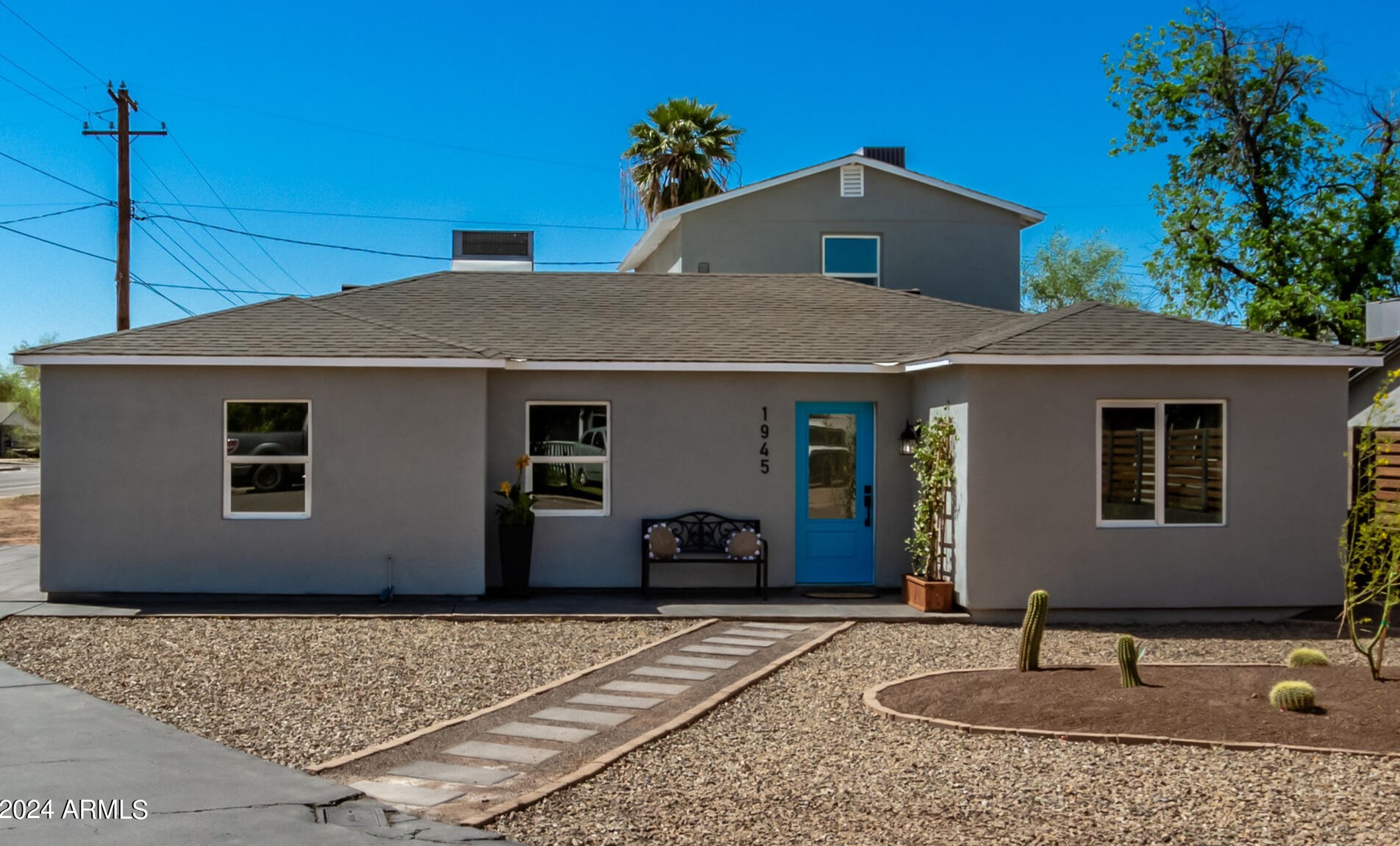 1945 Clarendon Ave, Phoenix, AZ