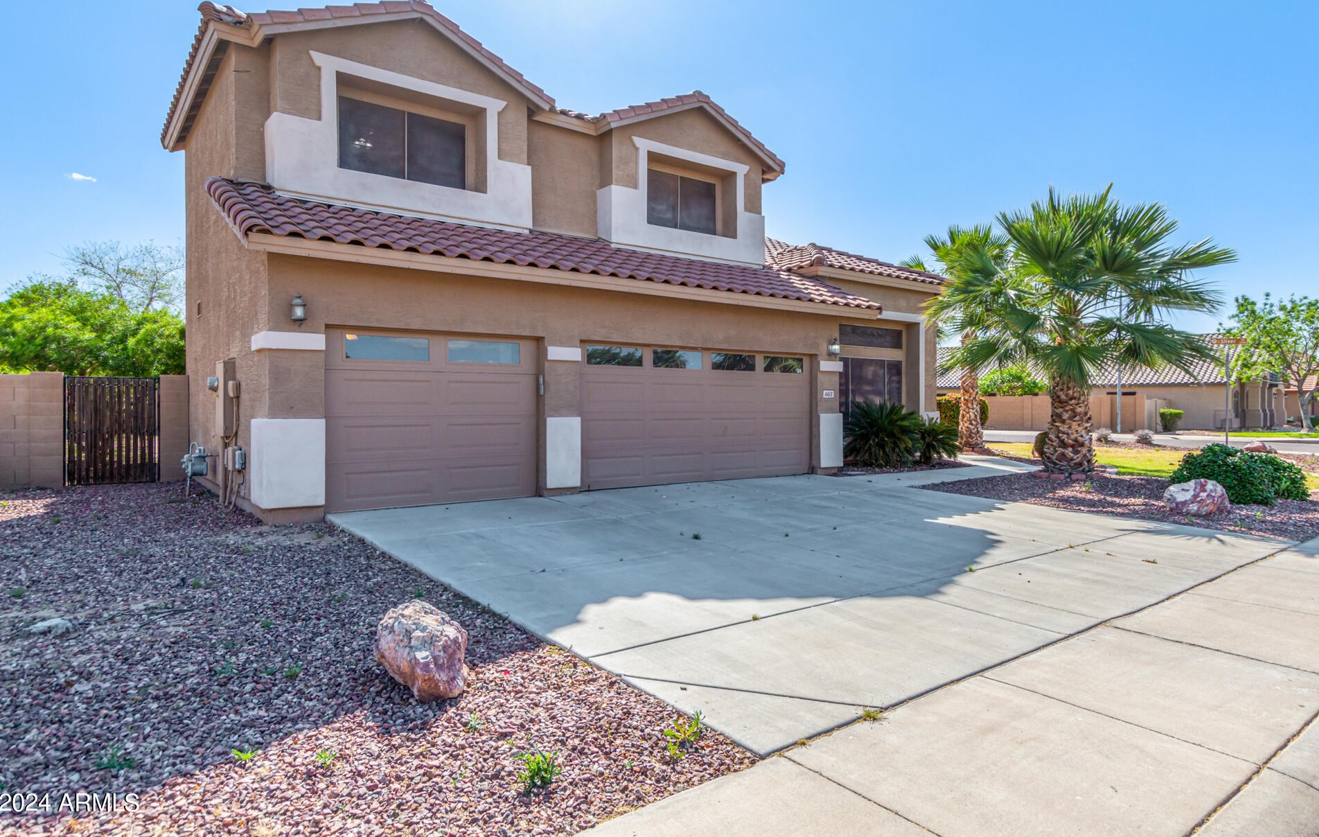 4613 Desert Sands Dr, Chandler, AZ 85249-7064