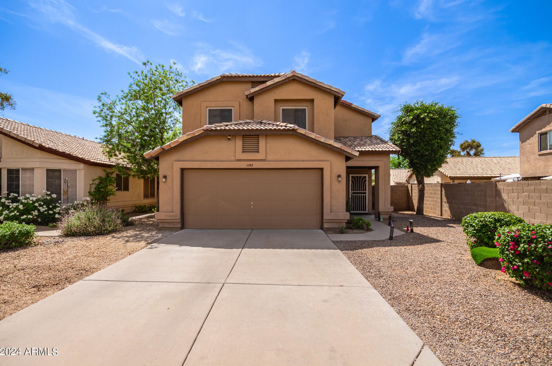 1192 Blackstone Dr, Chandler, AZ 85224-3929