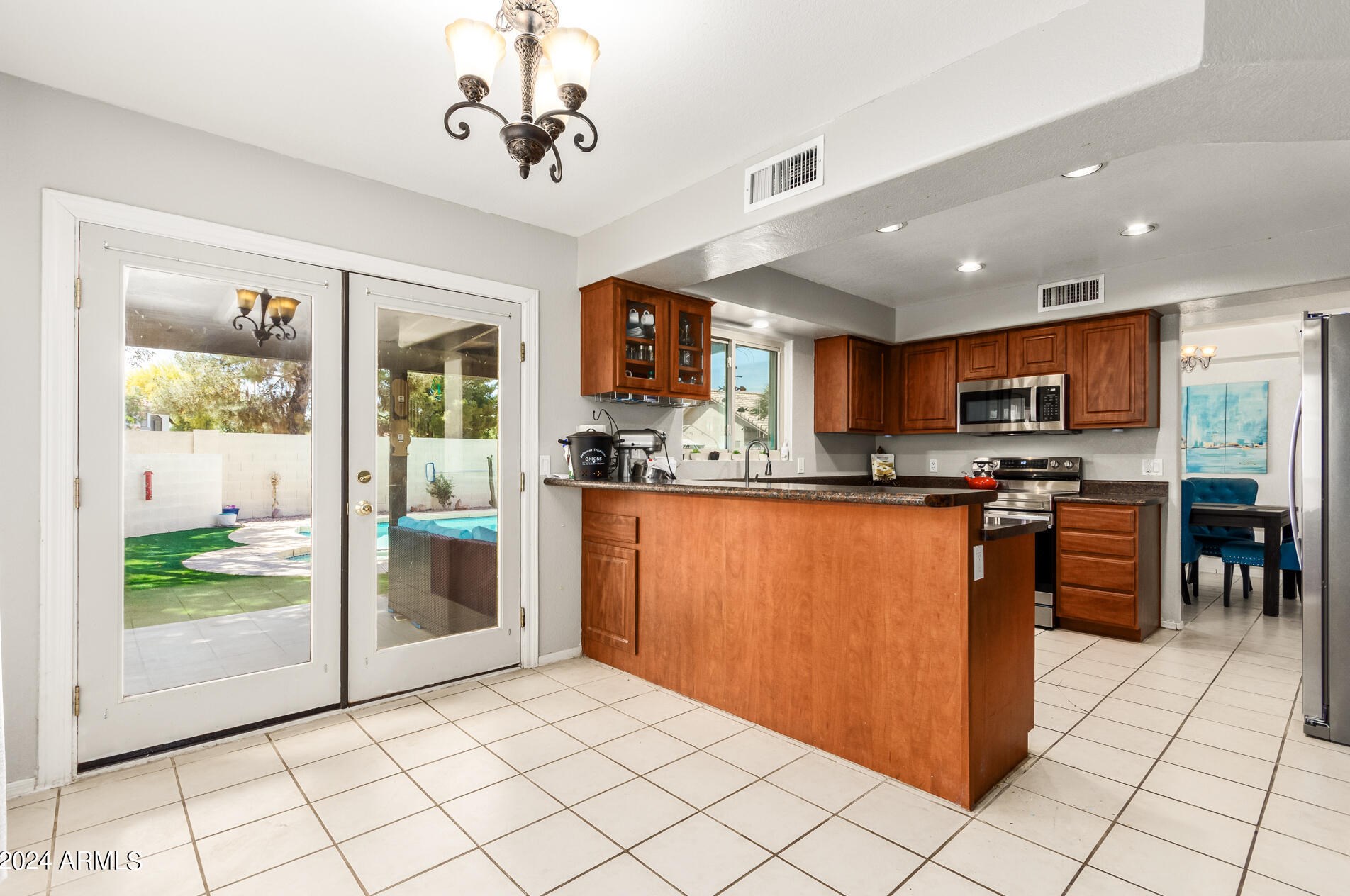 1192 Blackstone Dr, Chandler AZ 85224-3931 exterior