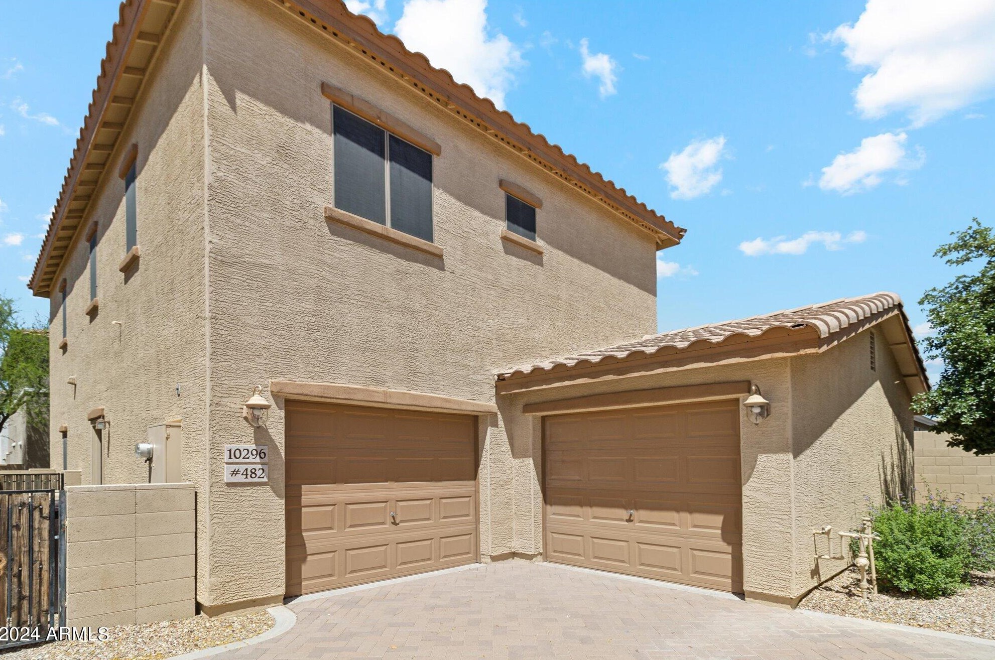 10296 Sands Dr, Peoria, AZ 85383-4006