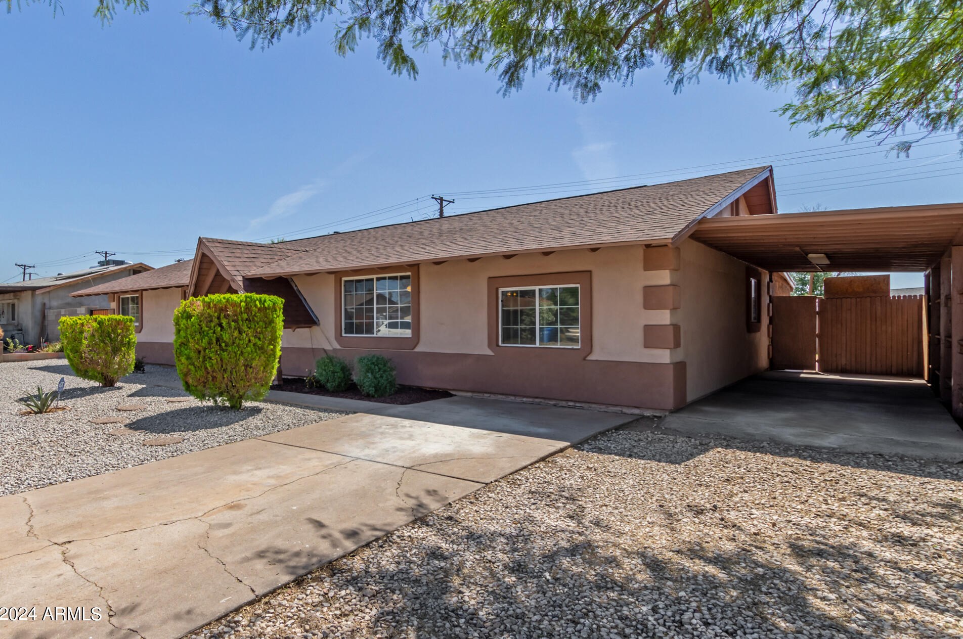 2921 52nd Ave, Phoenix, AZ 85031-3904