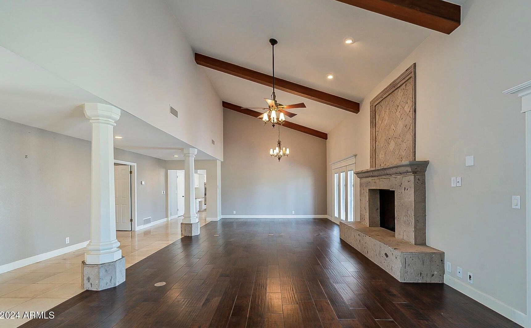350 W Mclellan Rd #unit 2, Mesa, AZ 85201