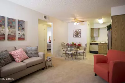 8450 N 67th Avenue #2, Glendale, AZ 85302 - Photo 2