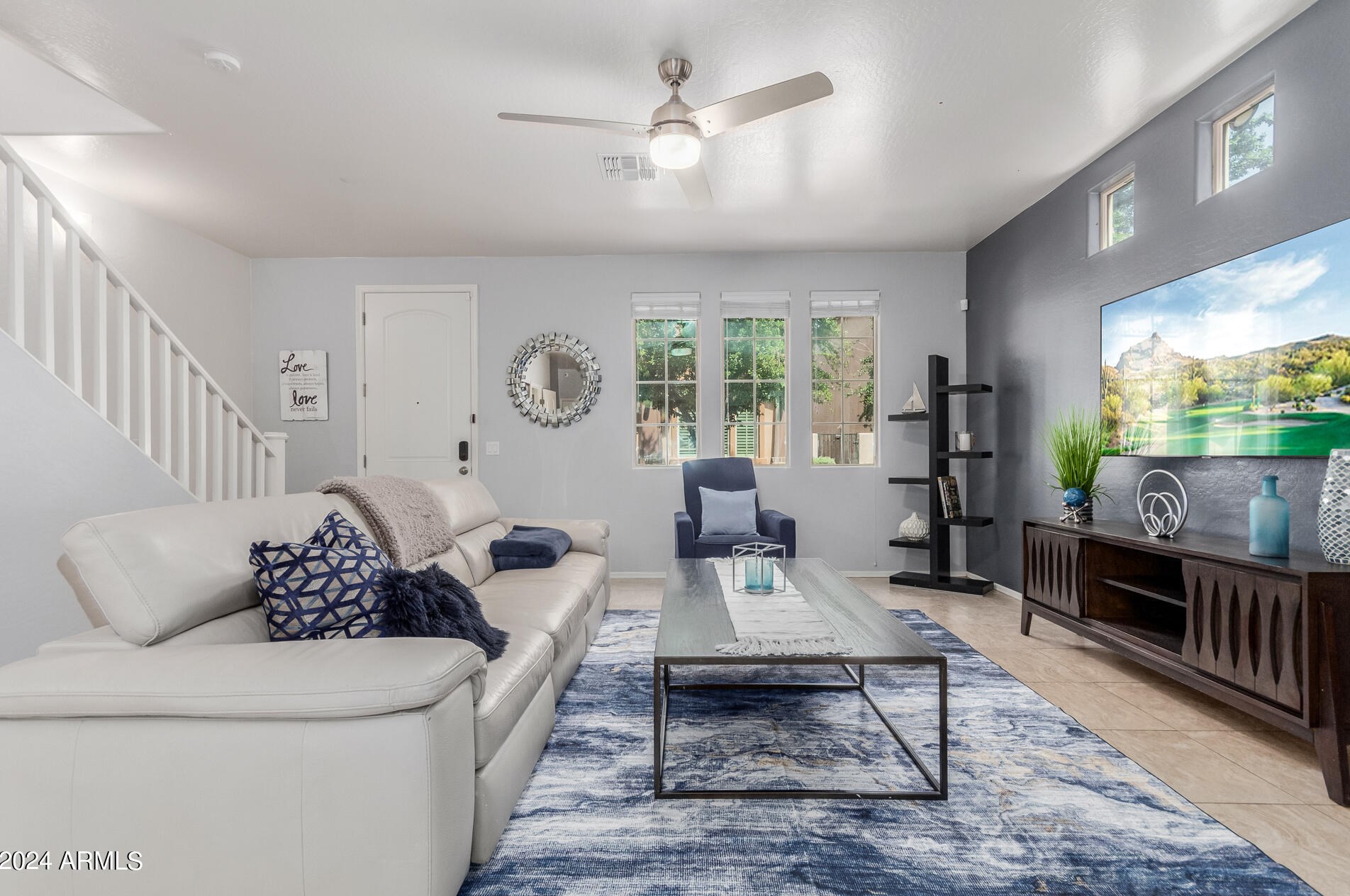 2040 Heartwood Ln, Phoenix AZ  85022-2986 exterior