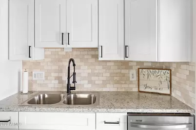 423 N 73rd Place, Scottsdale, AZ 85257 - Photo 18