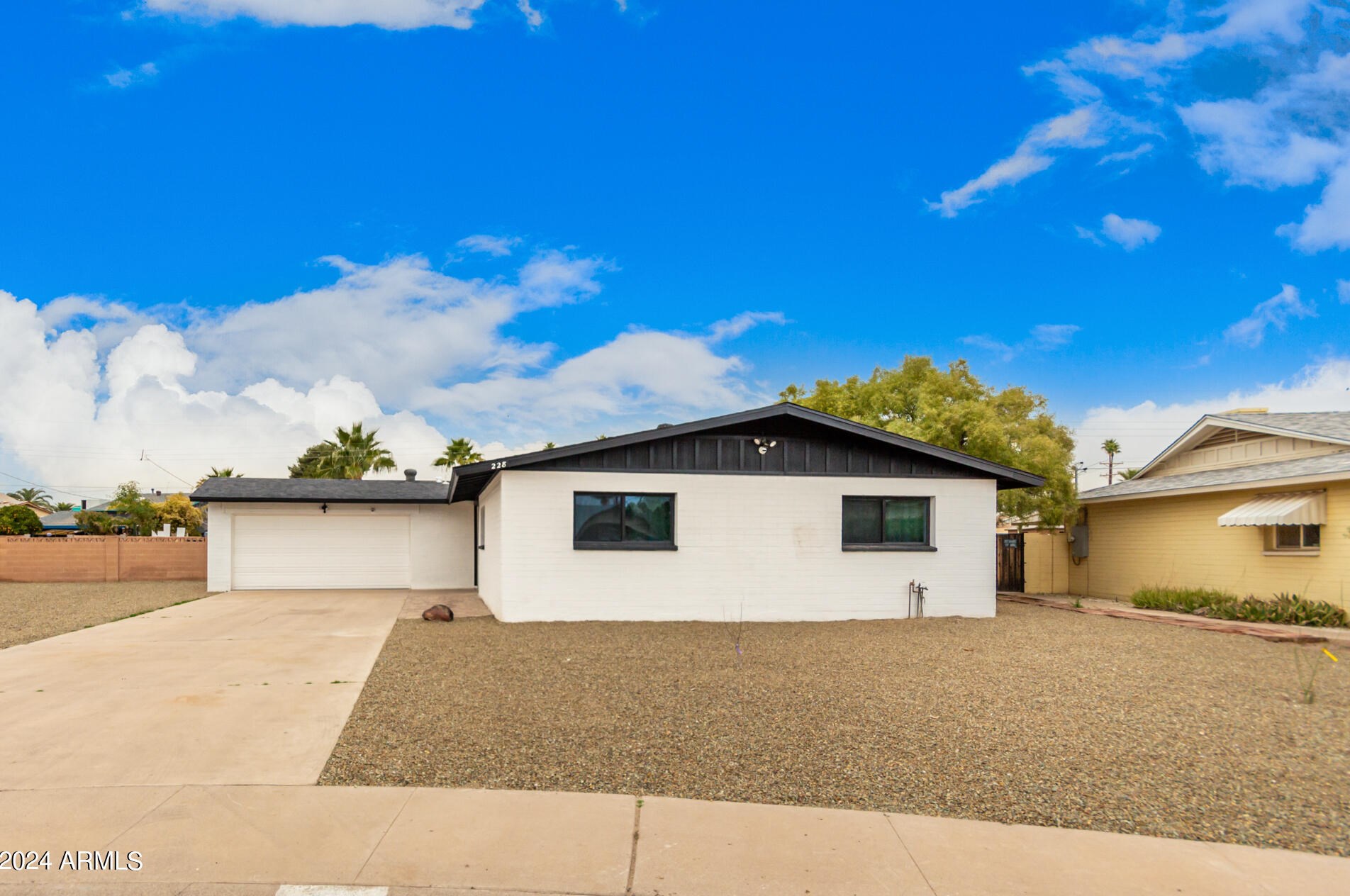 228 Fremont Dr, Tempe, AZ 85282-6709