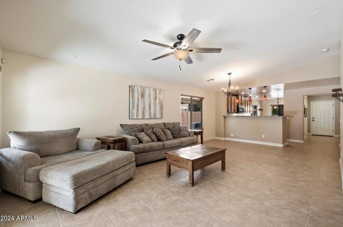 2201 Brigadier Dr, Gilbert, AZ 85298-9757