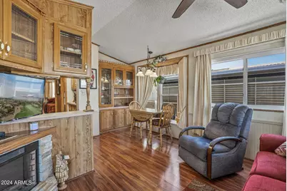 17200 W Bell Road #624, Surprise, AZ 85374 - Photo 2