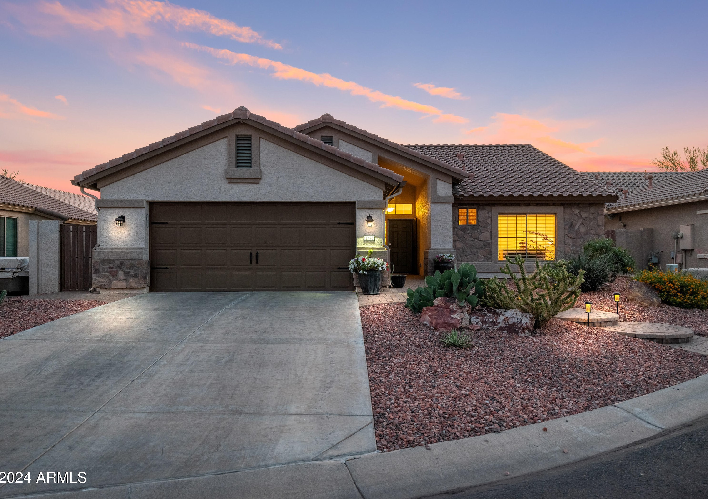 4060 160th Ln, Goodyear, AZ 85395-8069