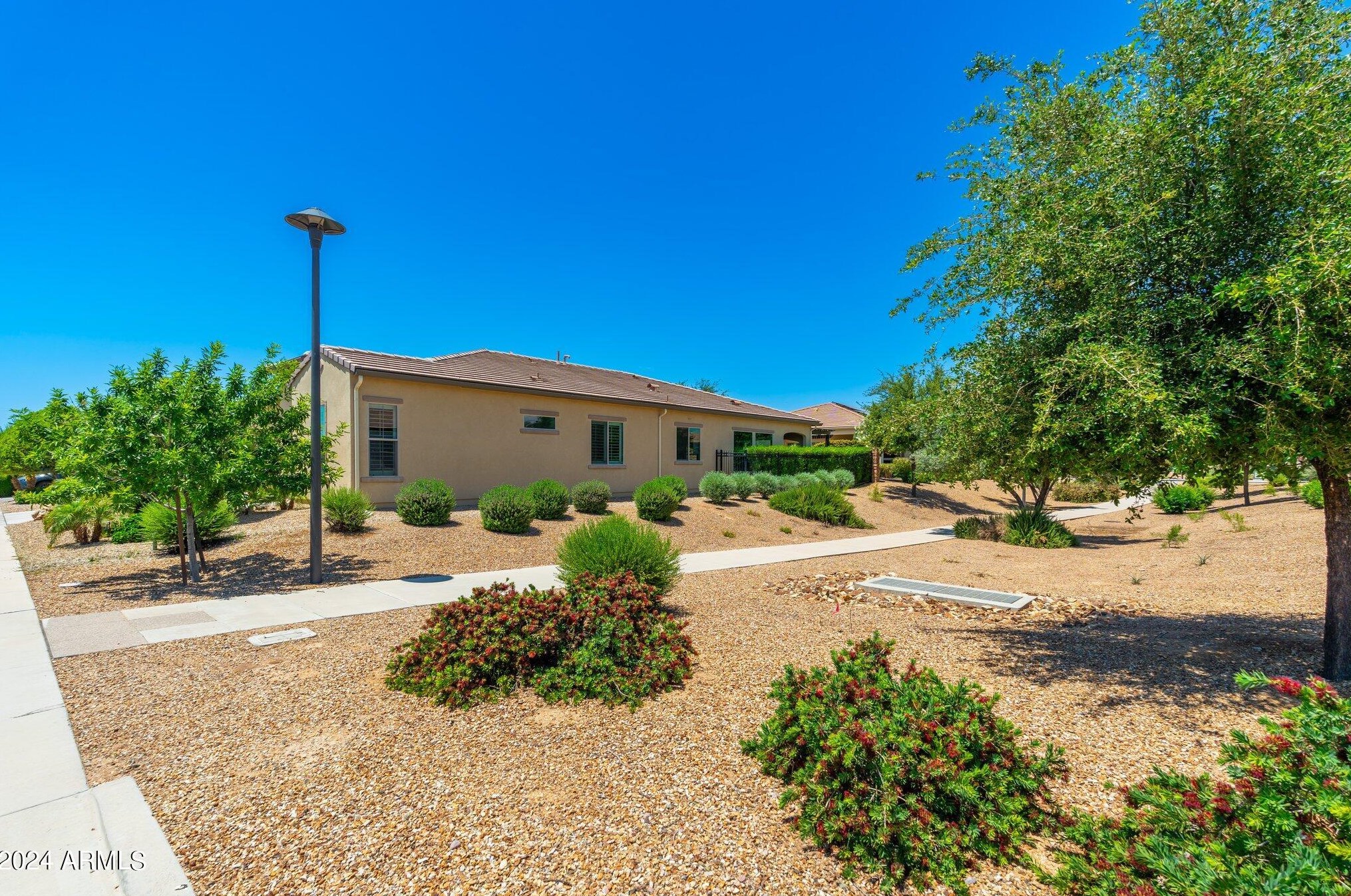 404 Harmony Way, San Tan Valley AZ  85140-5309 exterior