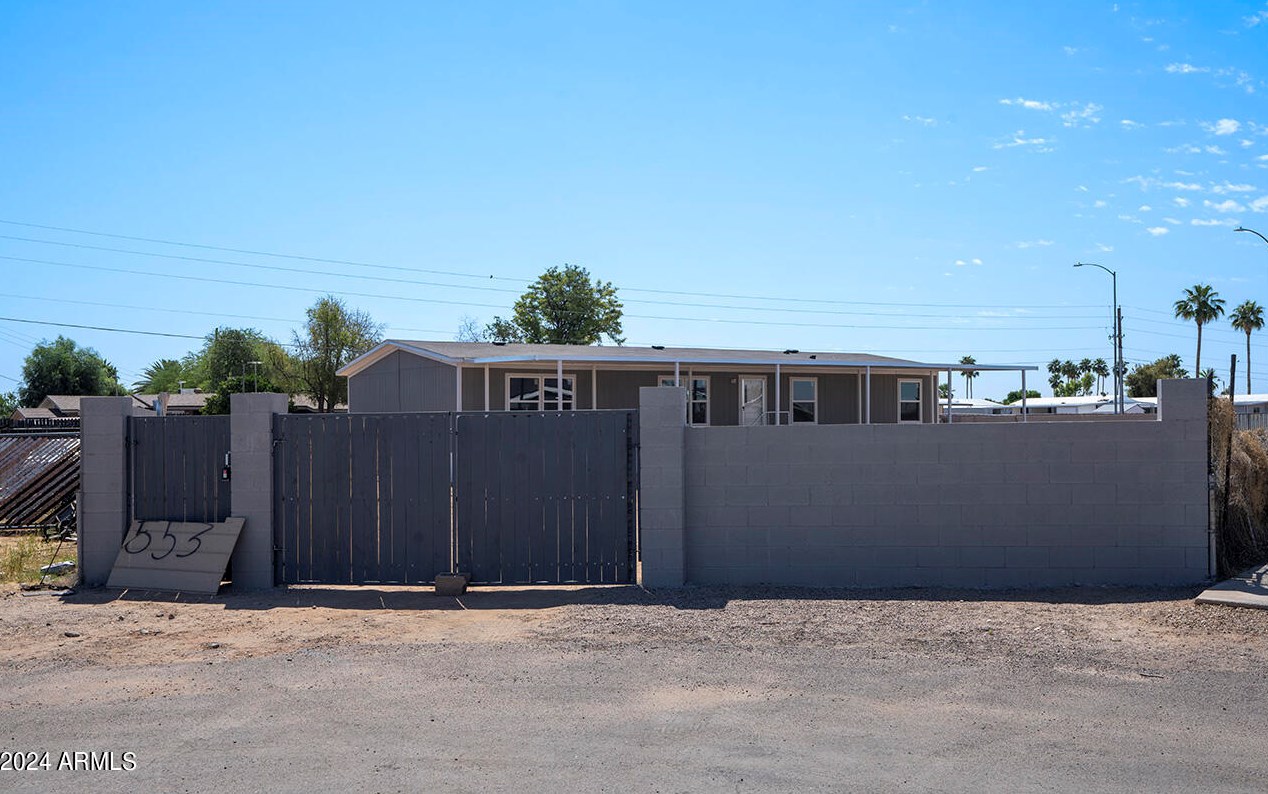 553 89th Way, Mesa, AZ 85208-2315