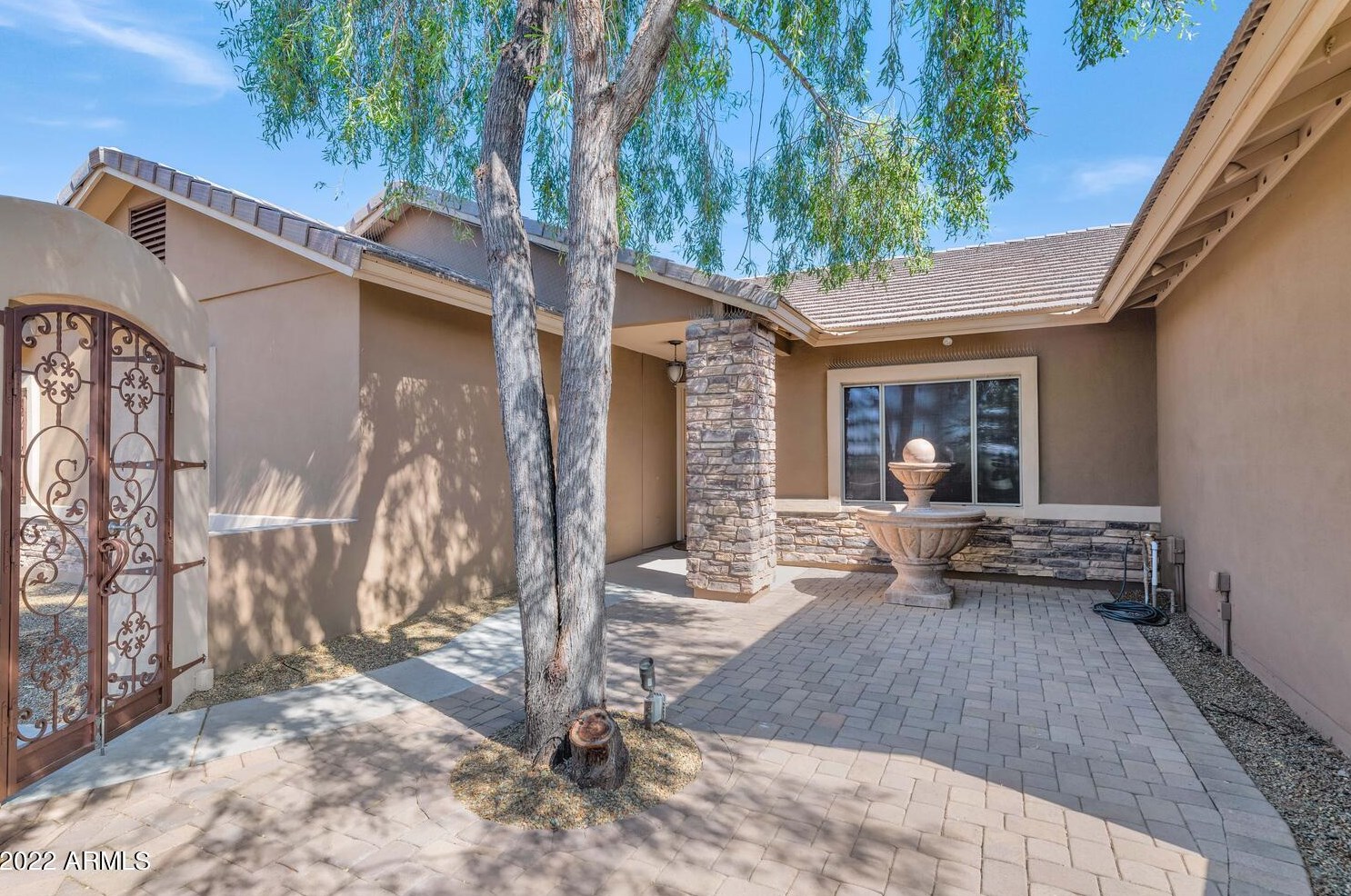 38223 18th St, Phoenix AZ  85086-9321 exterior