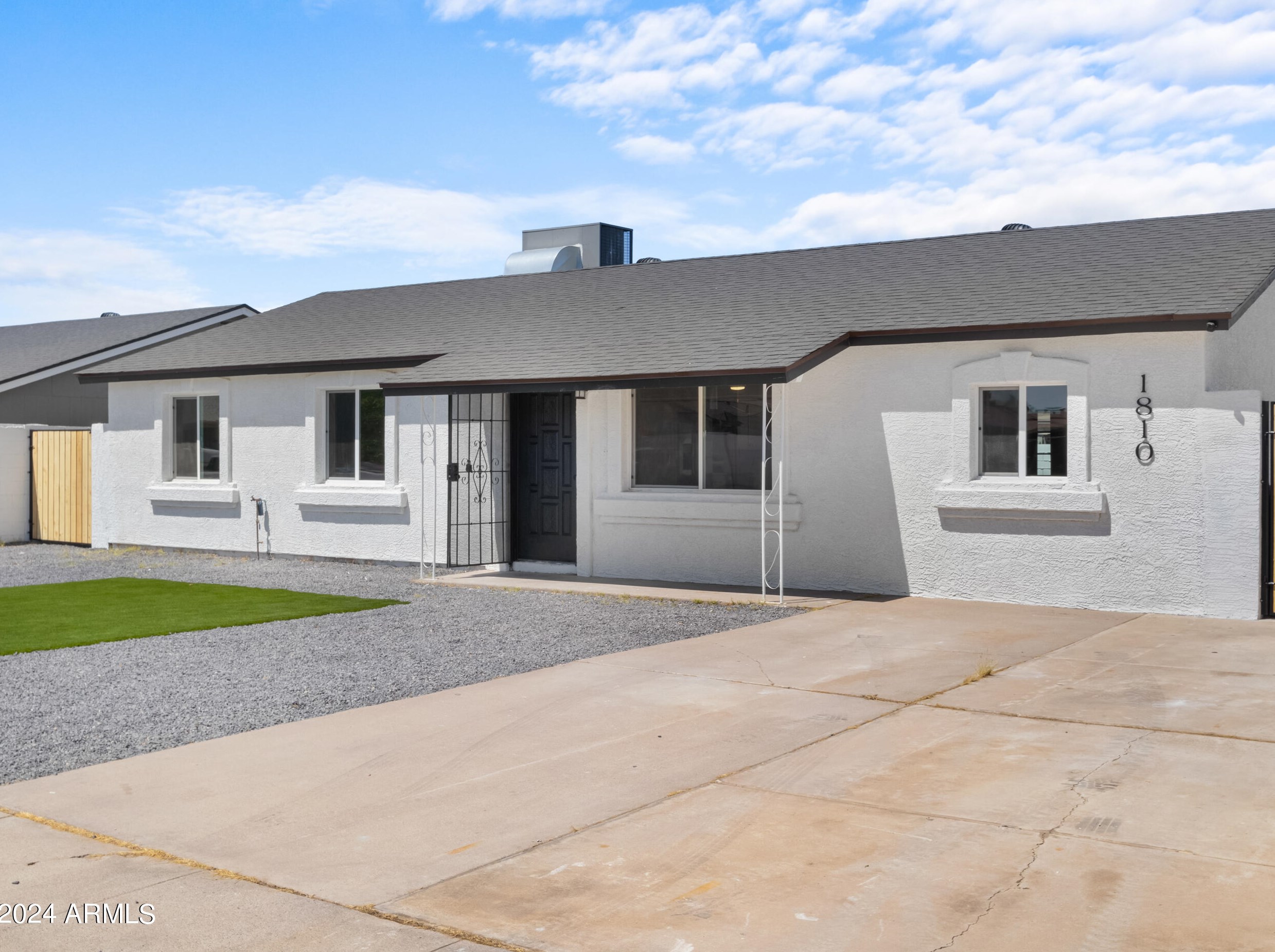 1810 58th Dr, Phoenix, AZ 85035-4913