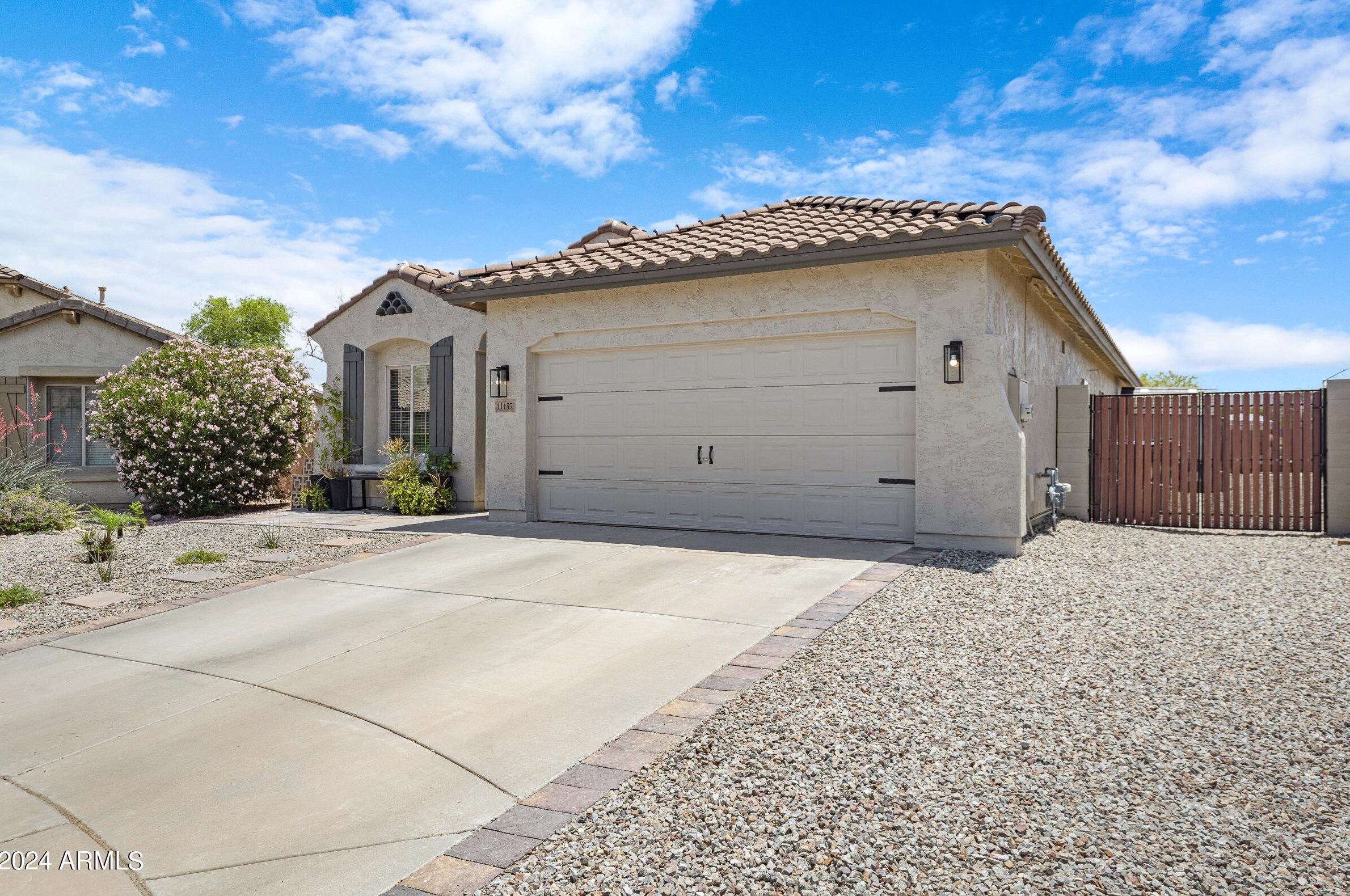 11157 Sombra Ave, Mesa, AZ 85212-5200