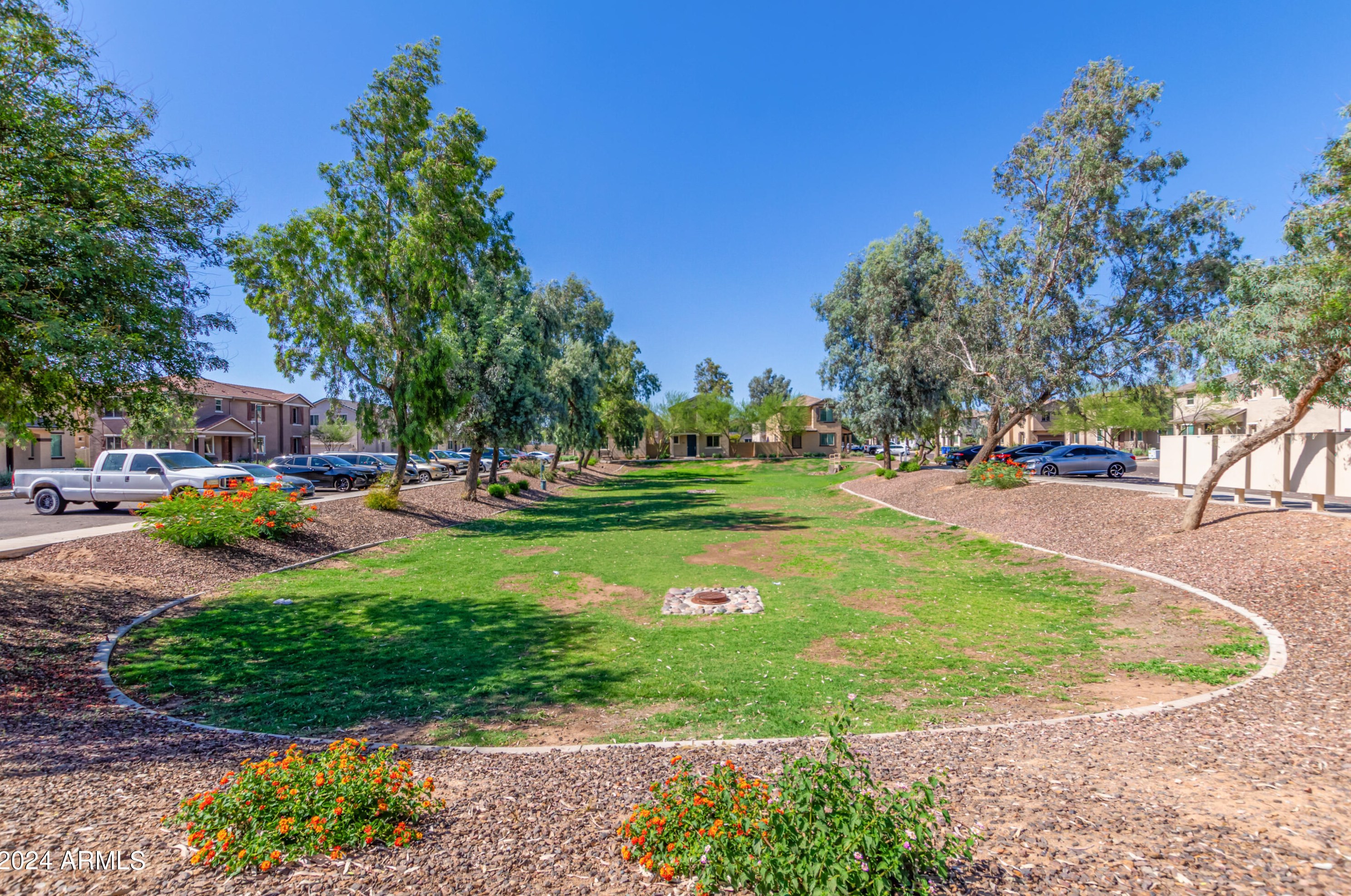 2335 73rd Dr, Phoenix AZ  85035-3268 exterior