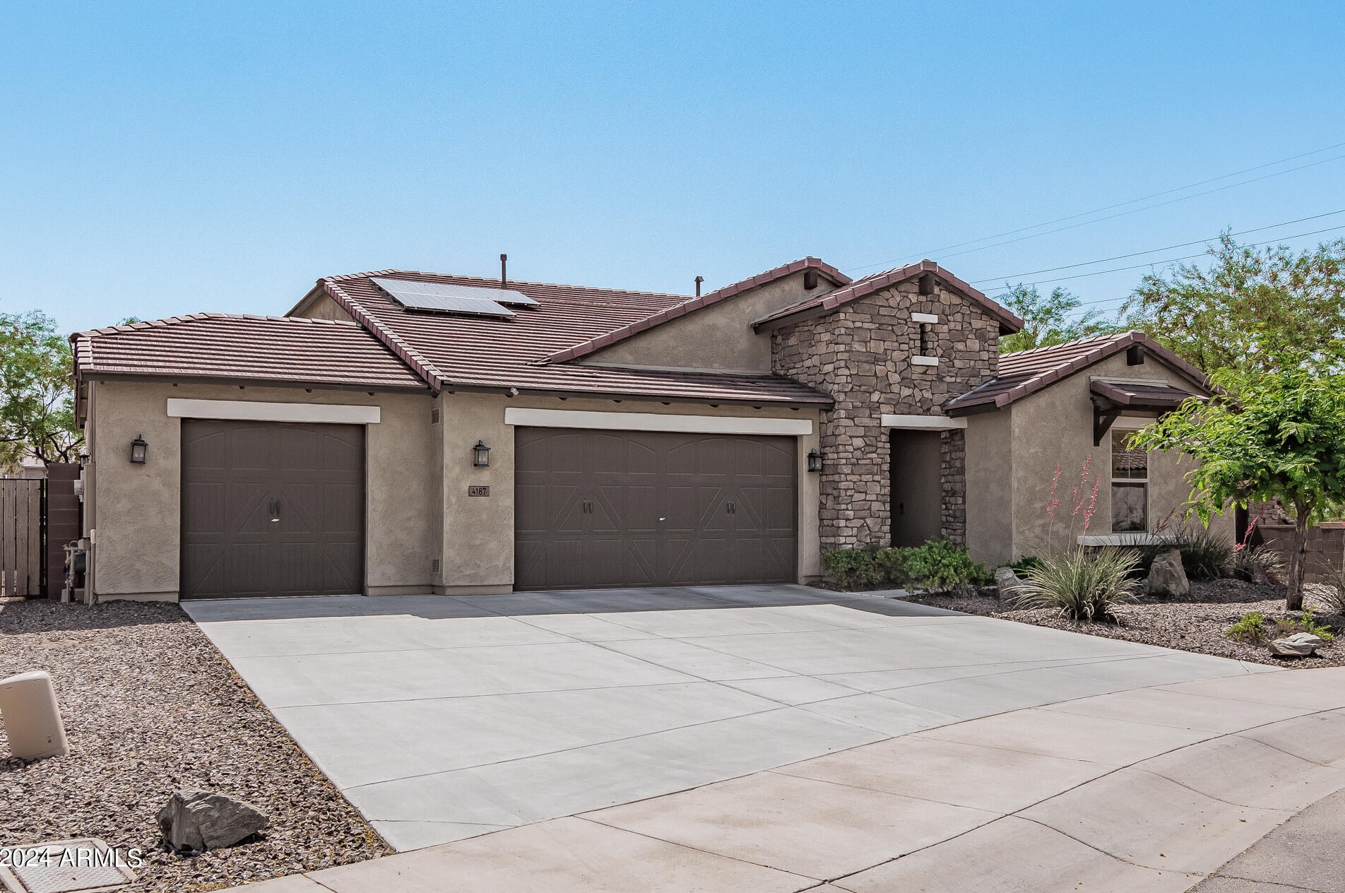 4187 183rd Dr, Goodyear, AZ 85395