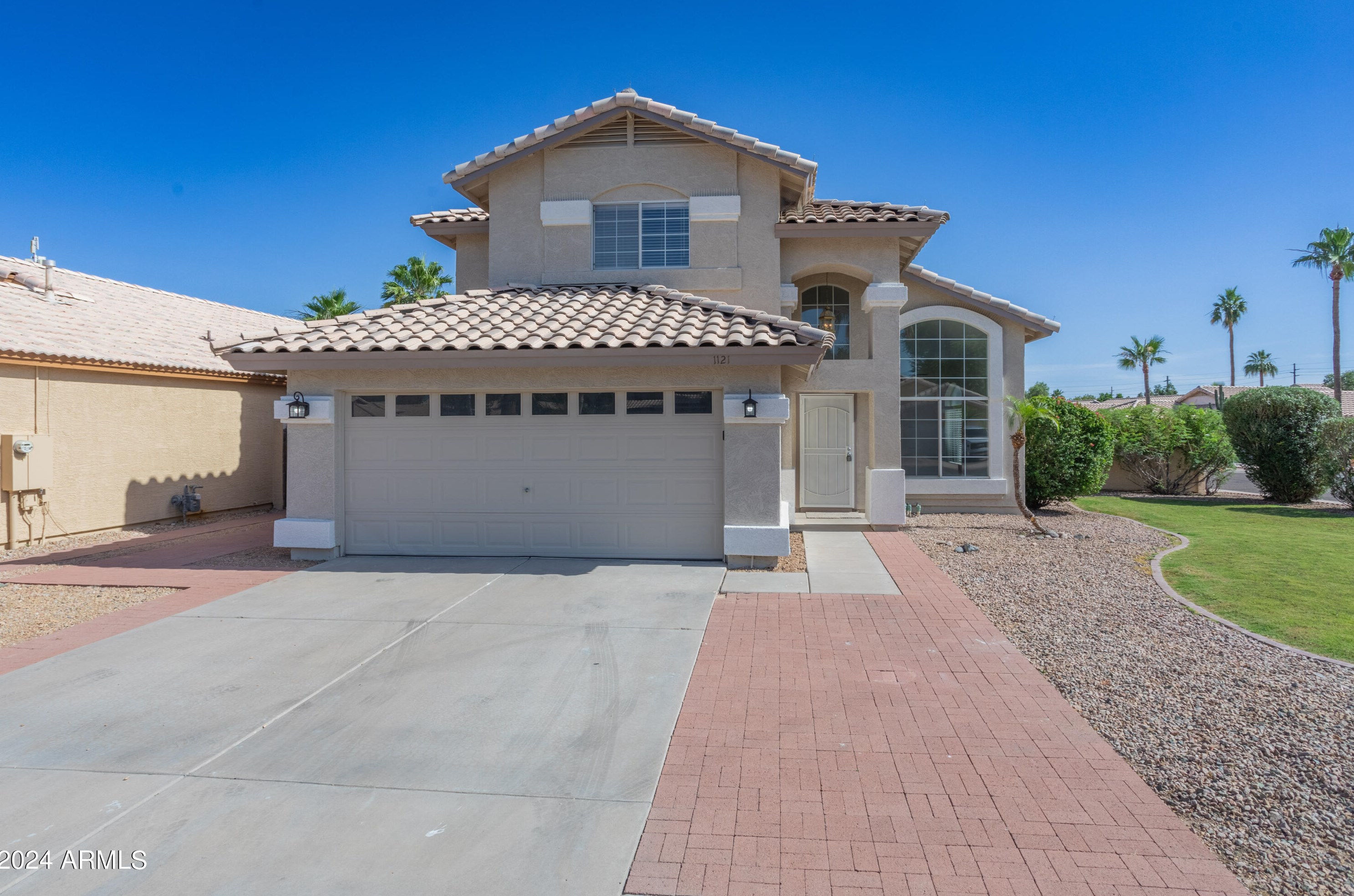 1121 Jupiter Pl, Chandler, AZ 85225-8926