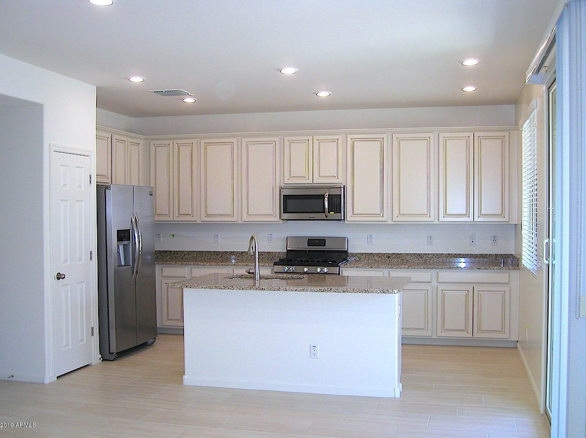 1730 W Lacewood Pl, Phoenix, AZ 85045