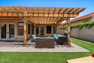 687 N May St, Chandler, AZ 85226 - Photo 40