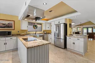 687 N May St, Chandler, AZ 85226 - Photo 16